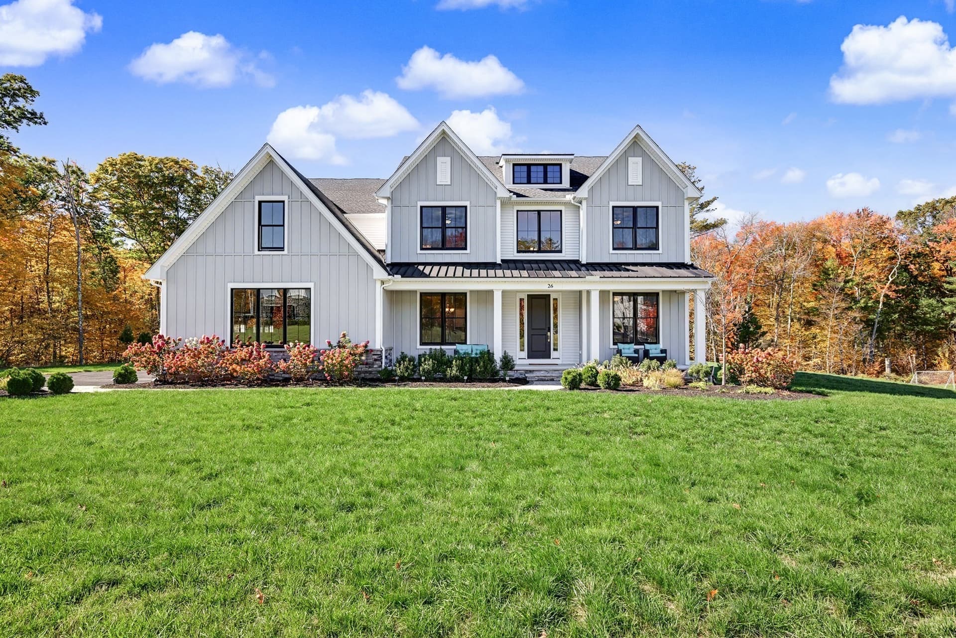 26 Whalen Rd, Hopkinton MA 01748