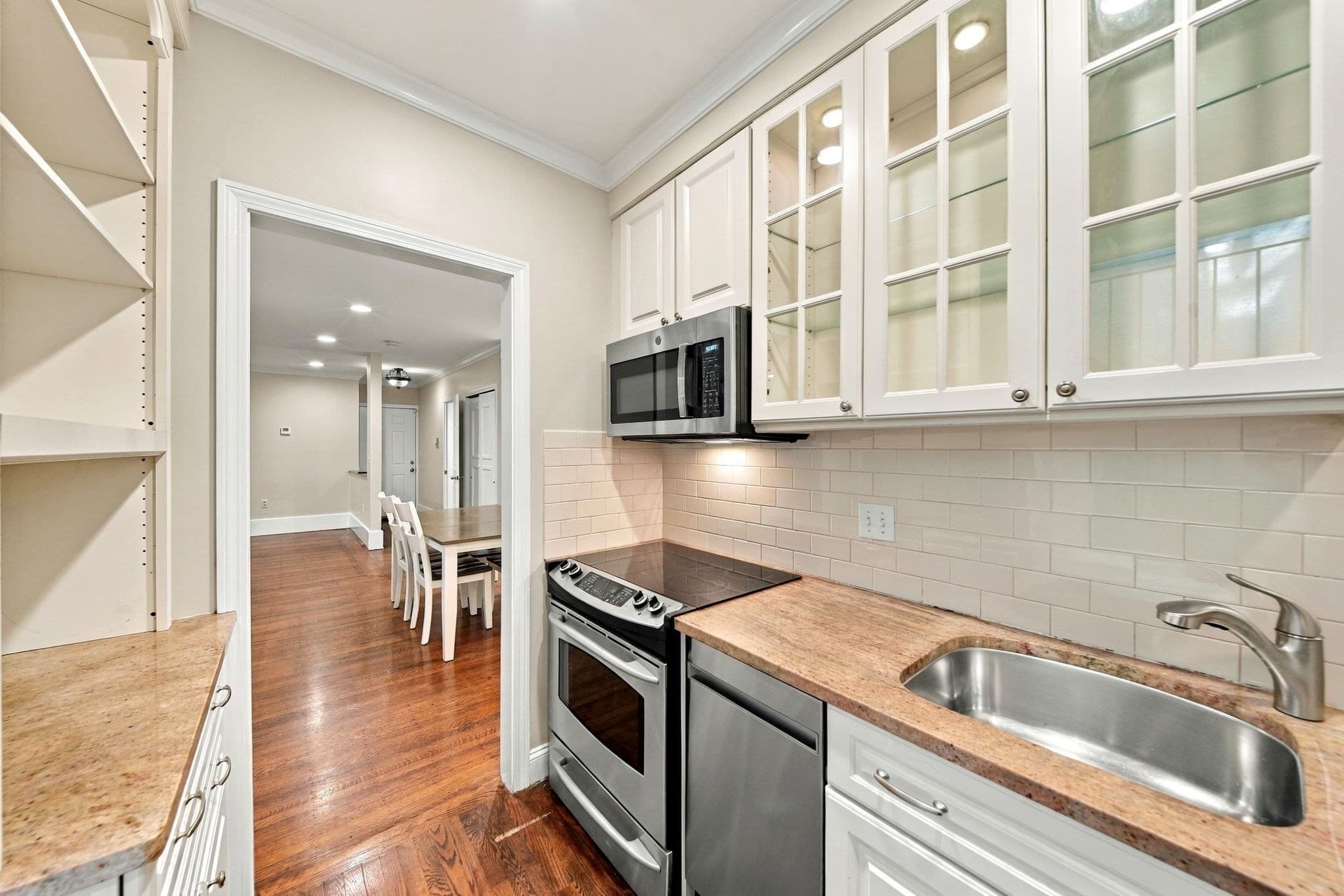Condominium at 61 W Cedar St # 1, Boston MA 02114, photo 17 of 26