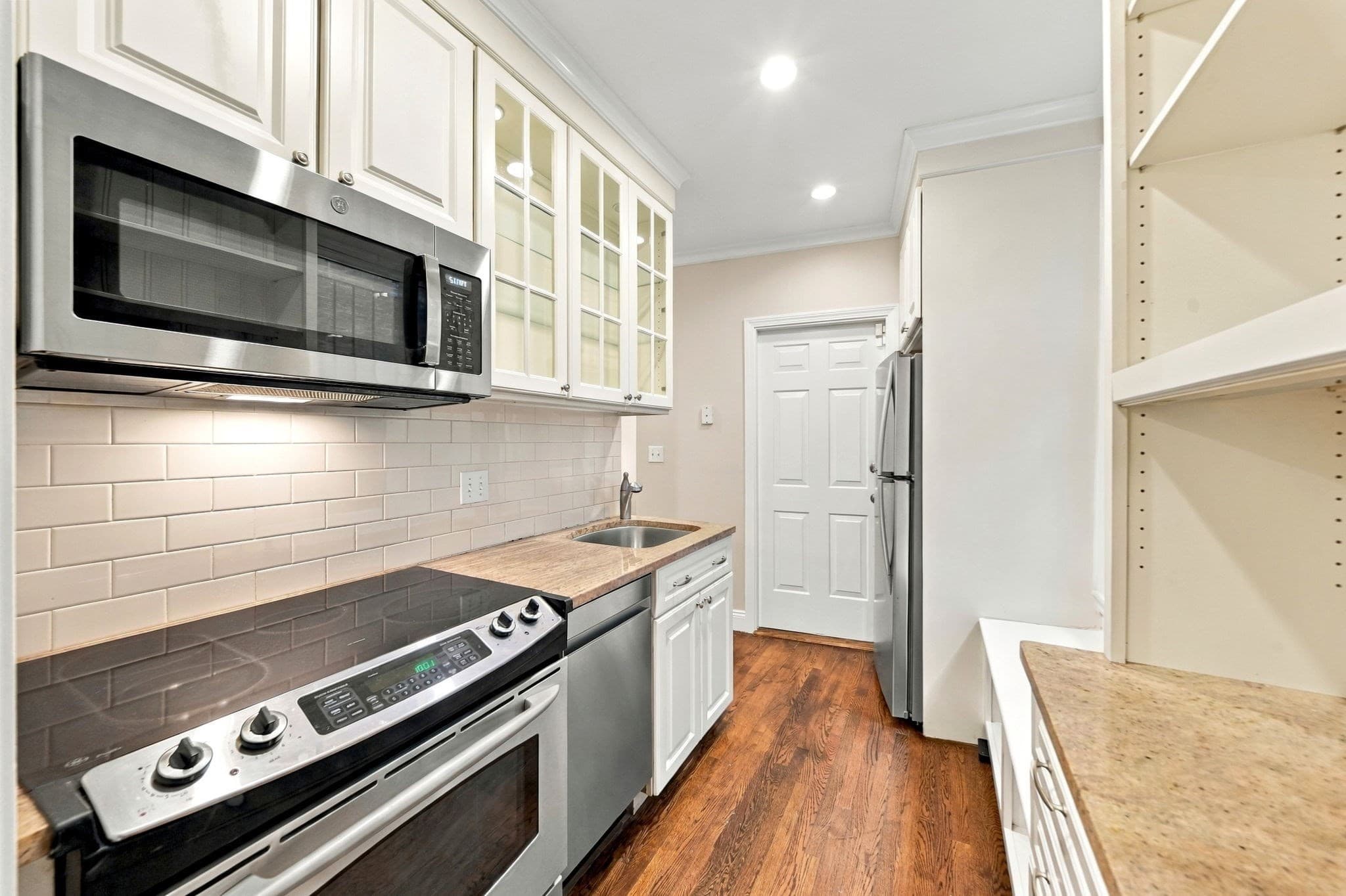 Condominium at 61 W Cedar St # 1, Boston MA 02114, photo 16 of 26