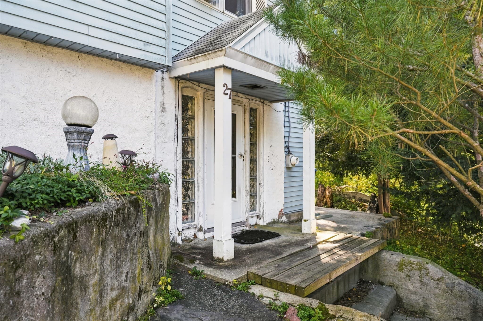 Single Family Residence at 27 Malvern St, Waltham MA 02451, photo 9 of 34