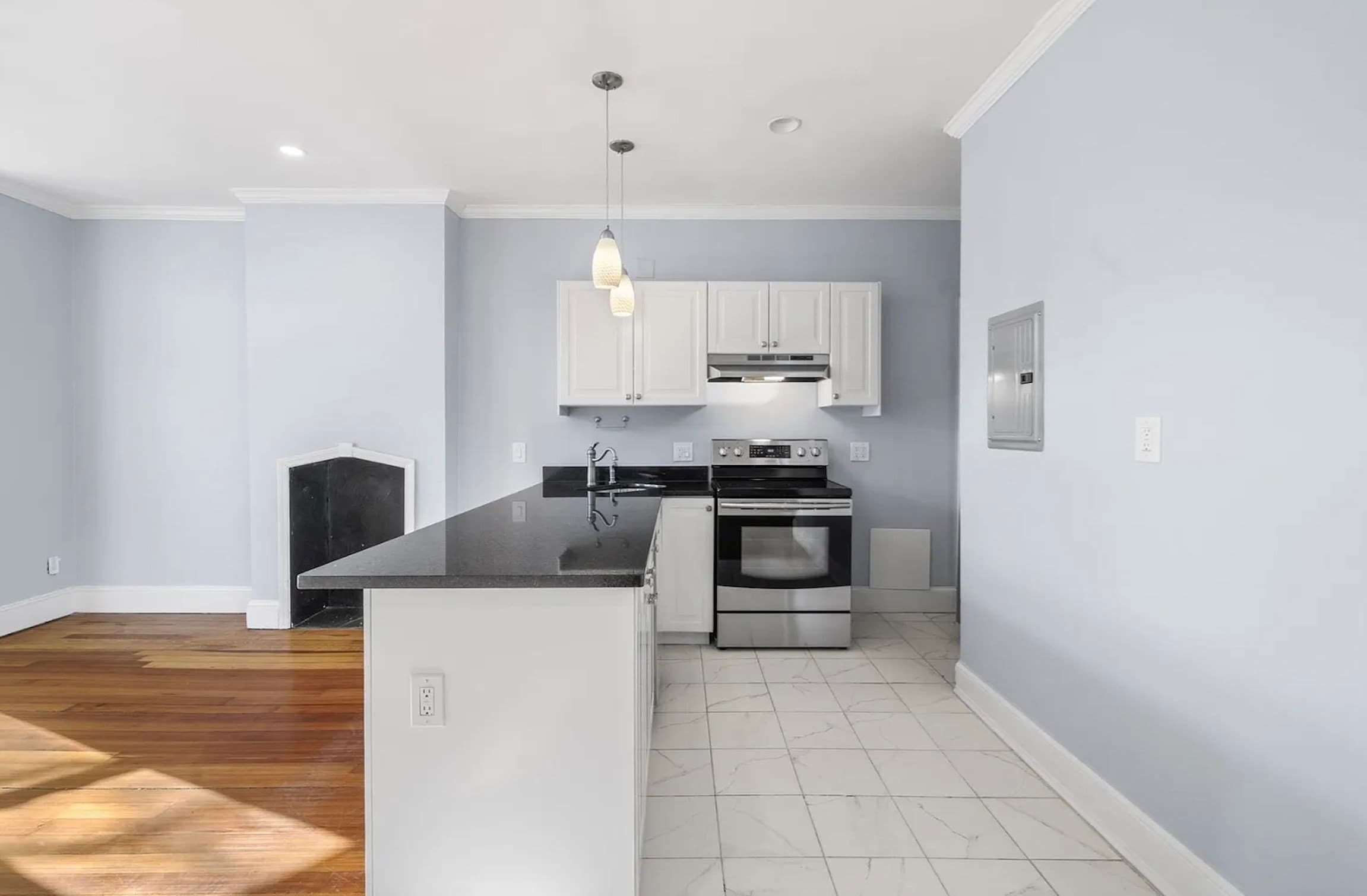 Condominium at 1834 Beacon St # 5, Brookline MA 02445, photo 2 of 19