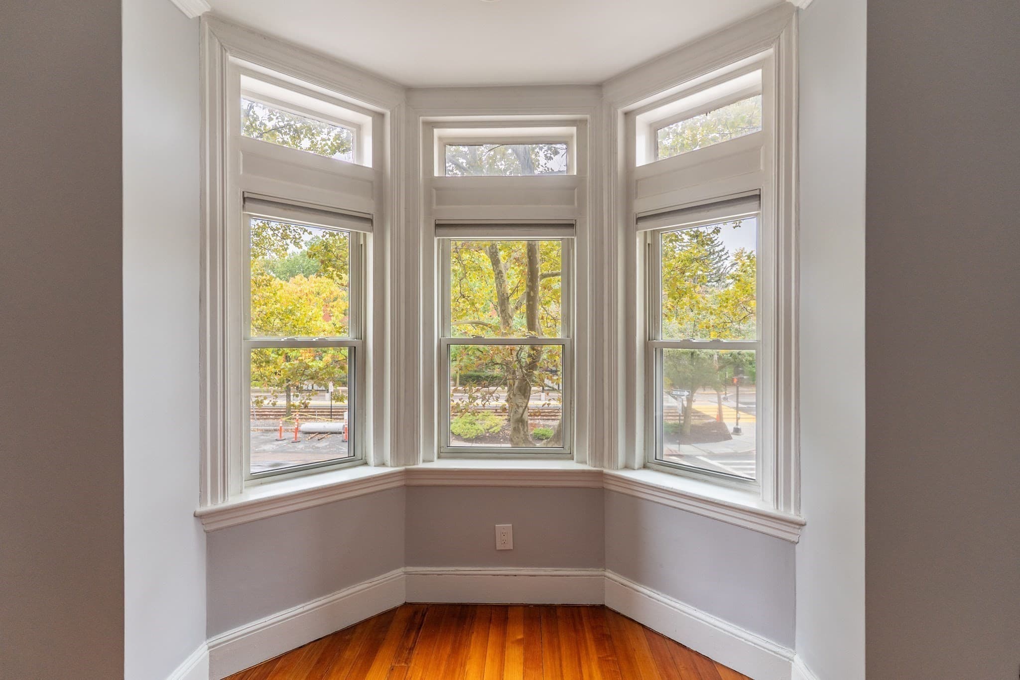 Condominium at 1834 Beacon St # 5, Brookline MA 02445, photo 3 of 19