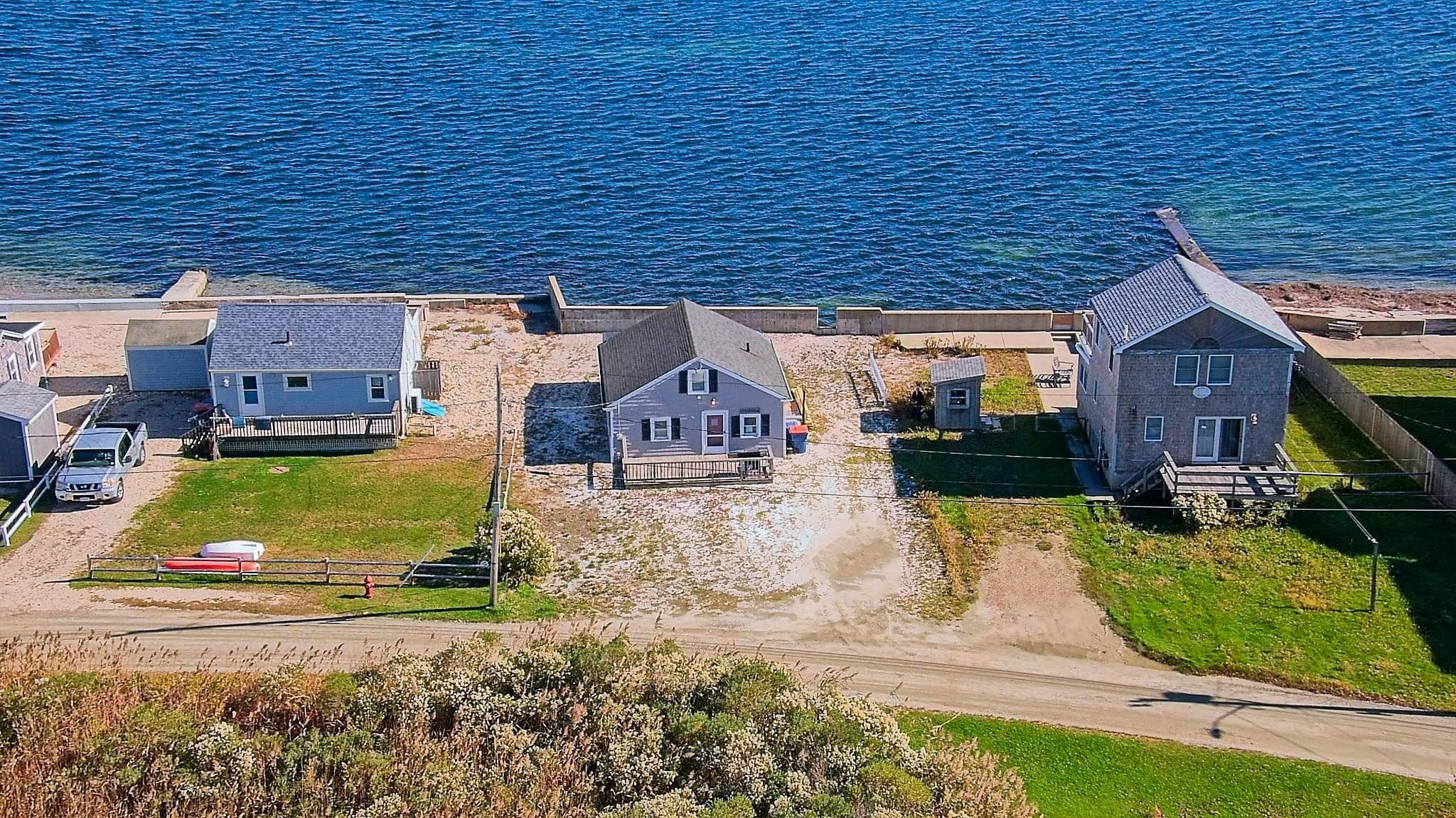 Single Family Residence at 29 Nakata Ave, Fairhaven MA 02719, photo 4 of 16