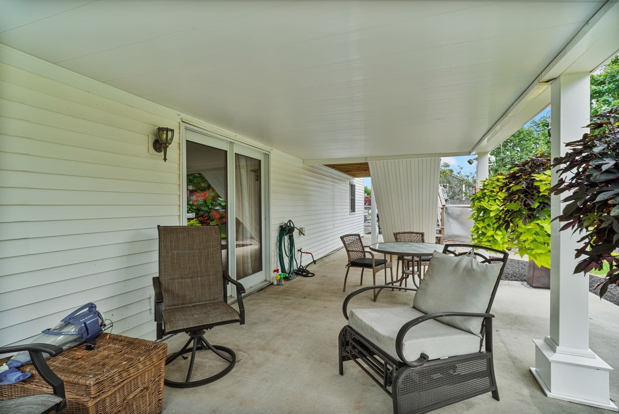 Single Family Residence at 8 Oriole Dr, Agawam MA 01030, photo 34 of 42