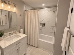 3 Family - 3 Units Side by Side at 1 Richmond Park, Woburn MA 01801, photo 16 of 20