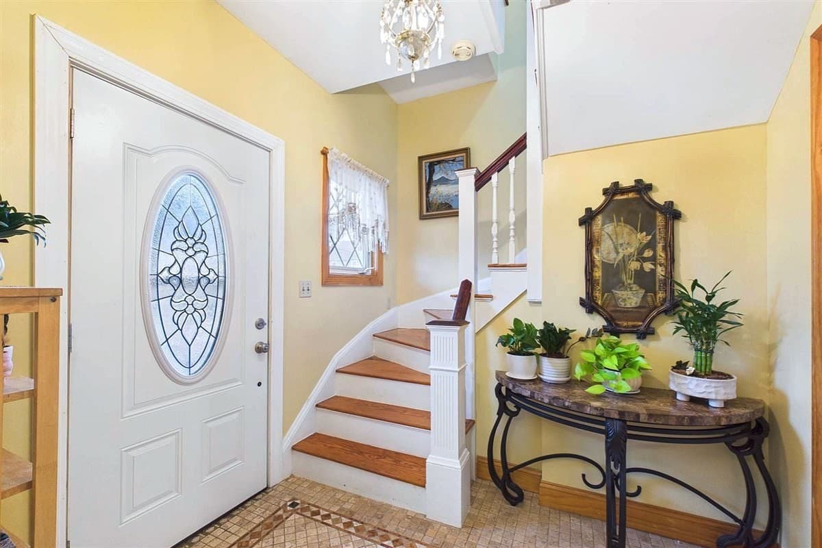 Single Family Residence at 83 Desoto Rd, Boston MA 02132, photo 5 of 42