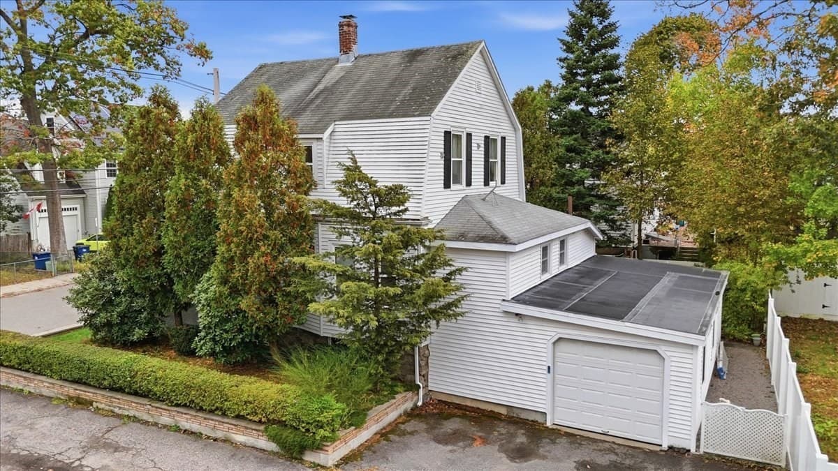 Single Family Residence at 83 Desoto Rd, Boston MA 02132, photo 34 of 42