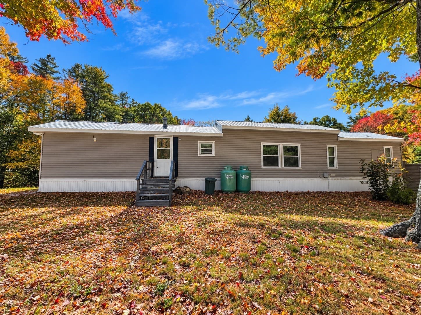 Mobile Home at 1790 Massachusetts Ave # U, Lunenburg MA 01462, photo 3 of 19
