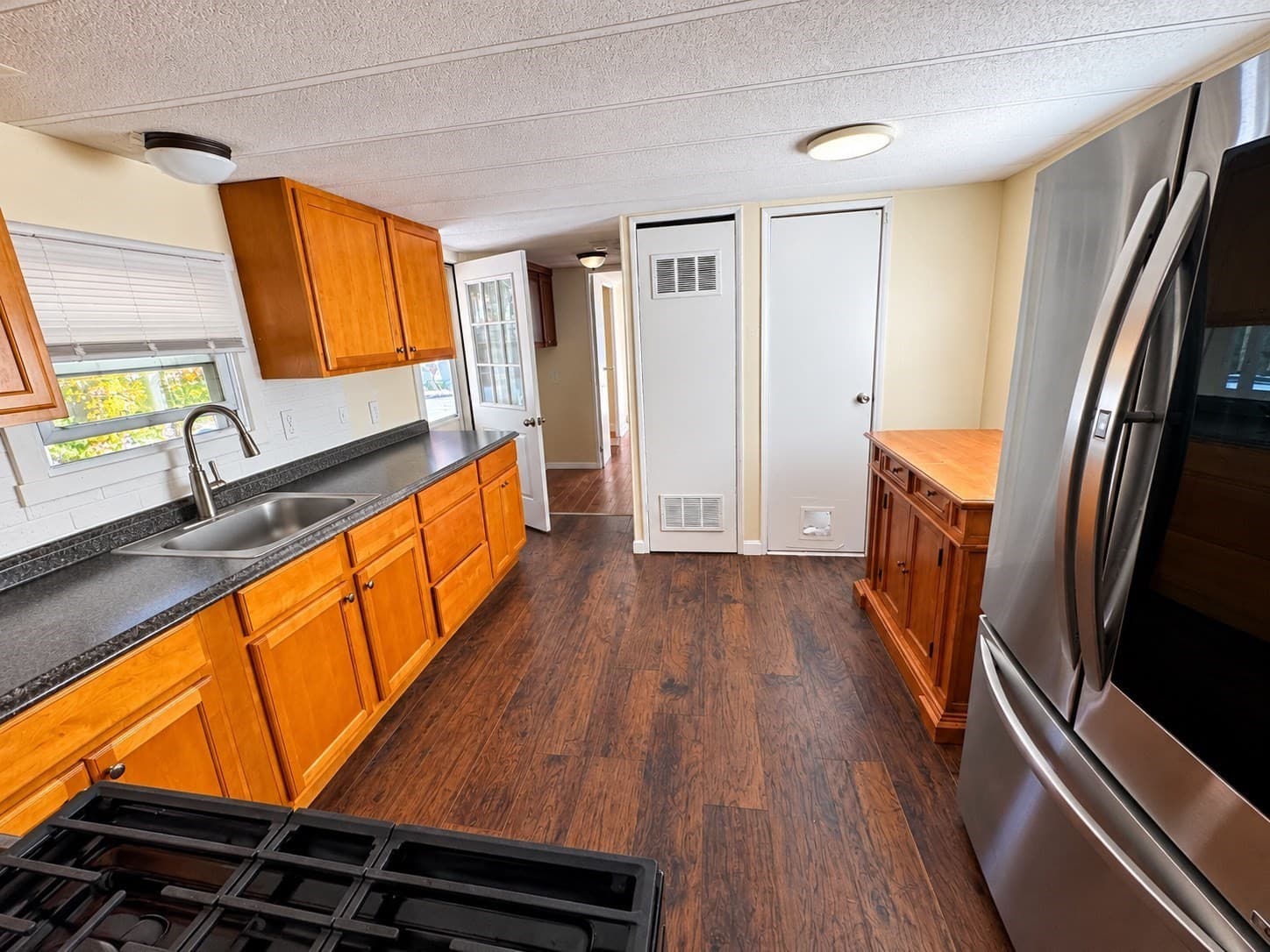 Mobile Home at 1790 Massachusetts Ave # U, Lunenburg MA 01462, photo 8 of 19