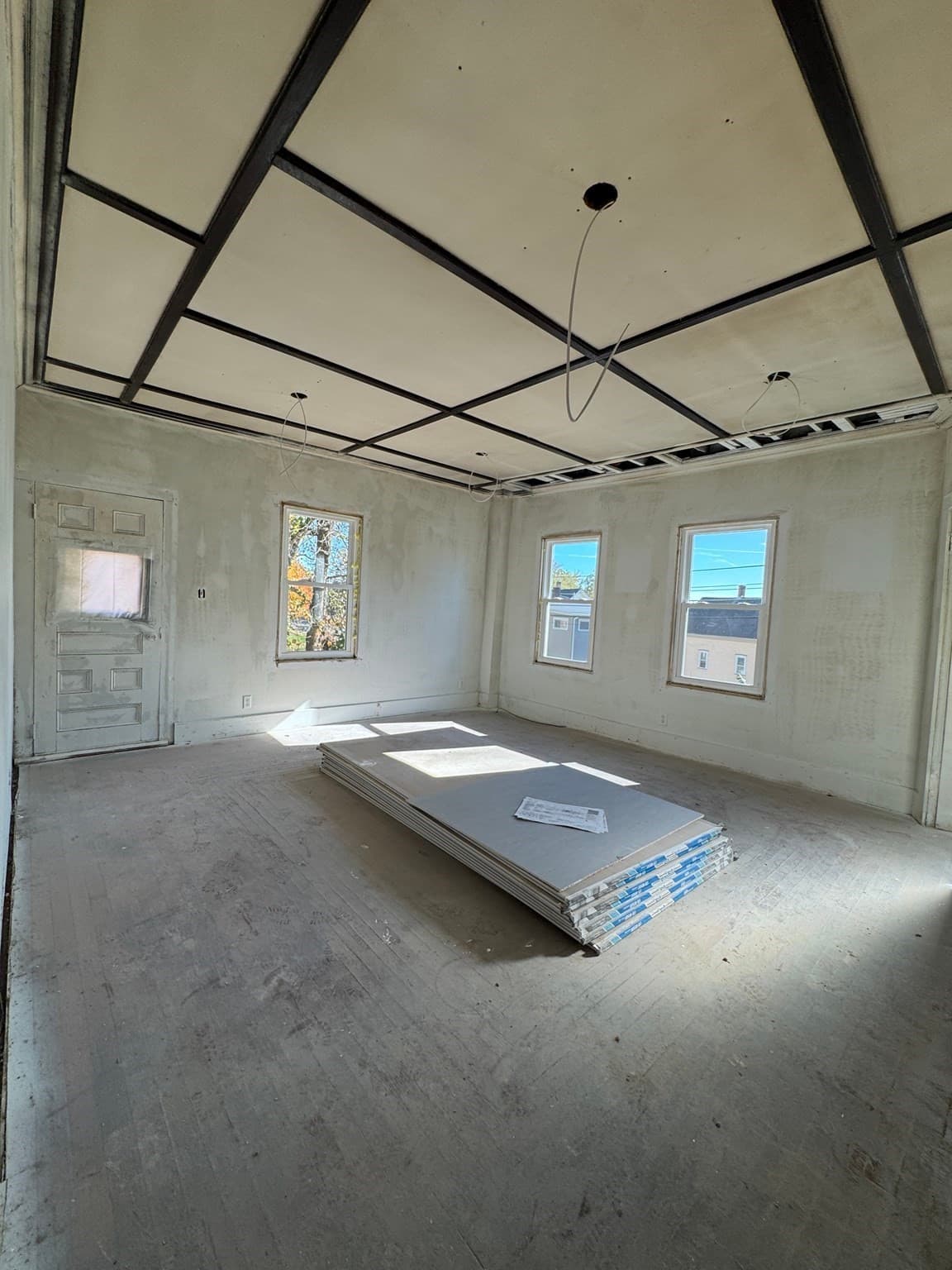 Single Family Residence at 29 Lincoln St, Millville MA 01529, photo 17 of 31