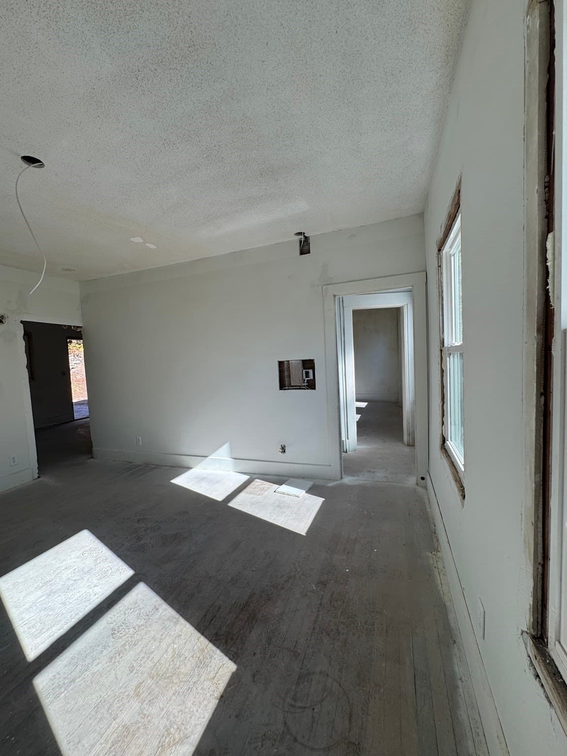 Single Family Residence at 29 Lincoln St, Millville MA 01529, photo 14 of 31