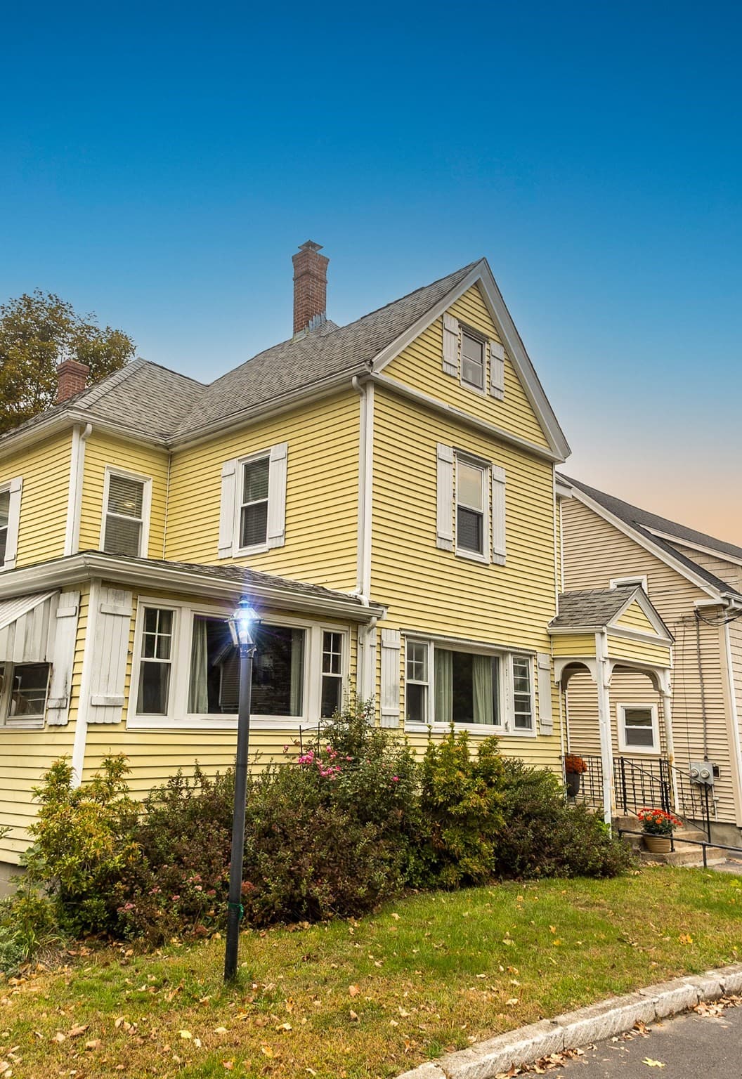 Multi Family at 77 Draper Ave, Mansfield MA 02048, photo 4 of 42