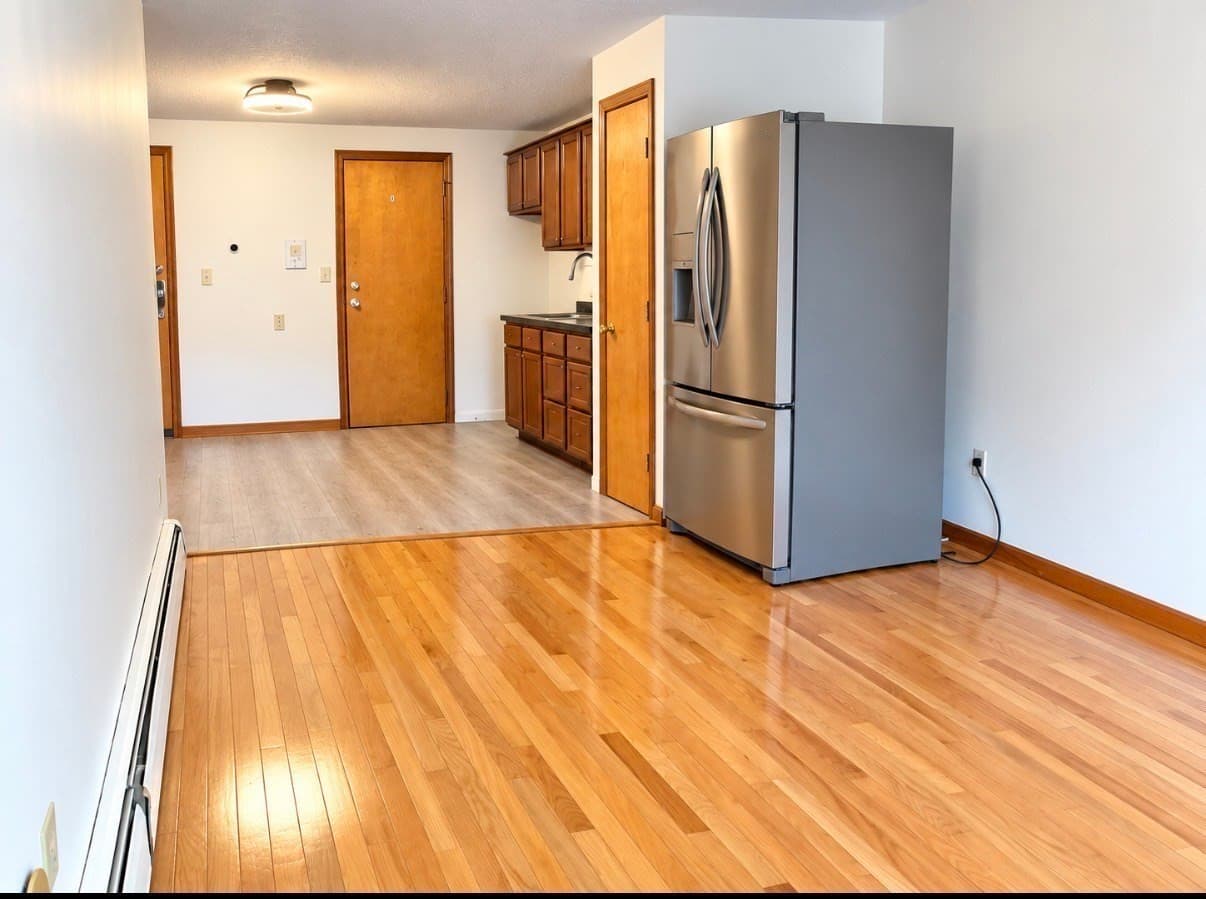 Condominium at 27 Ridgewood Lane # 14, Gardner MA 01440, photo 13 of 17