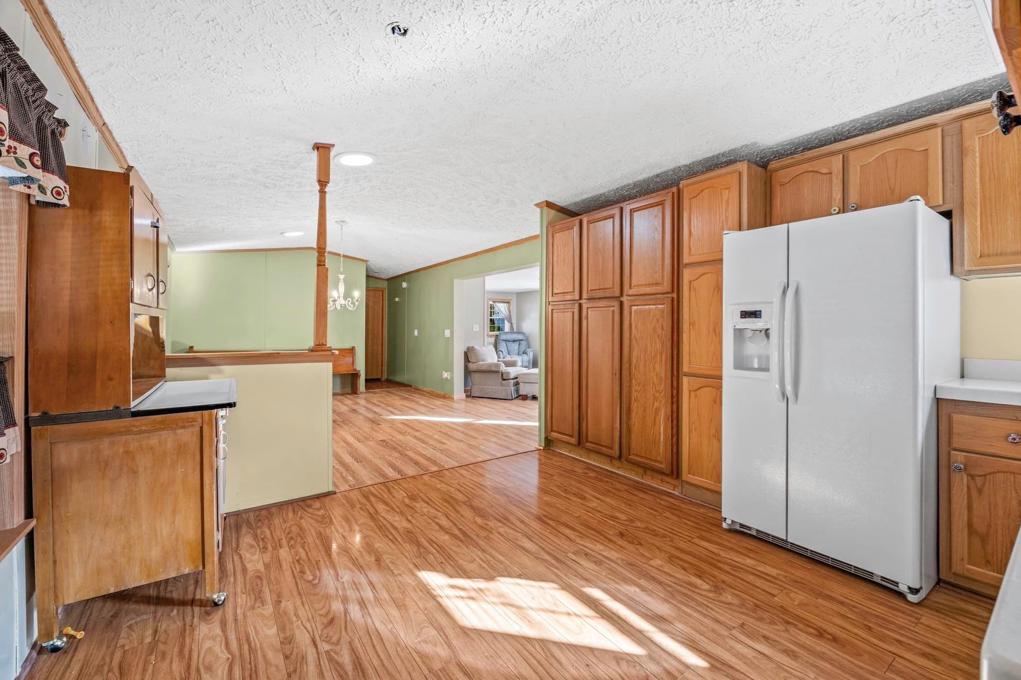 Mobile Home at 281 Chauncey Walker St # 73, Belchertown MA 01007, photo 23 of 34