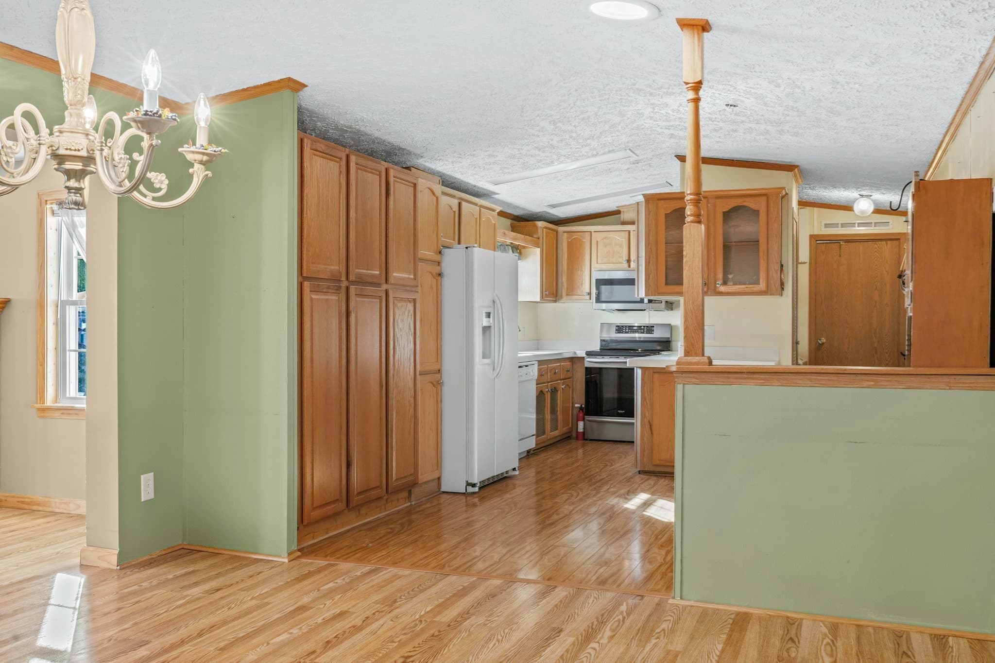 Mobile Home at 281 Chauncey Walker St # 73, Belchertown MA 01007, photo 16 of 34