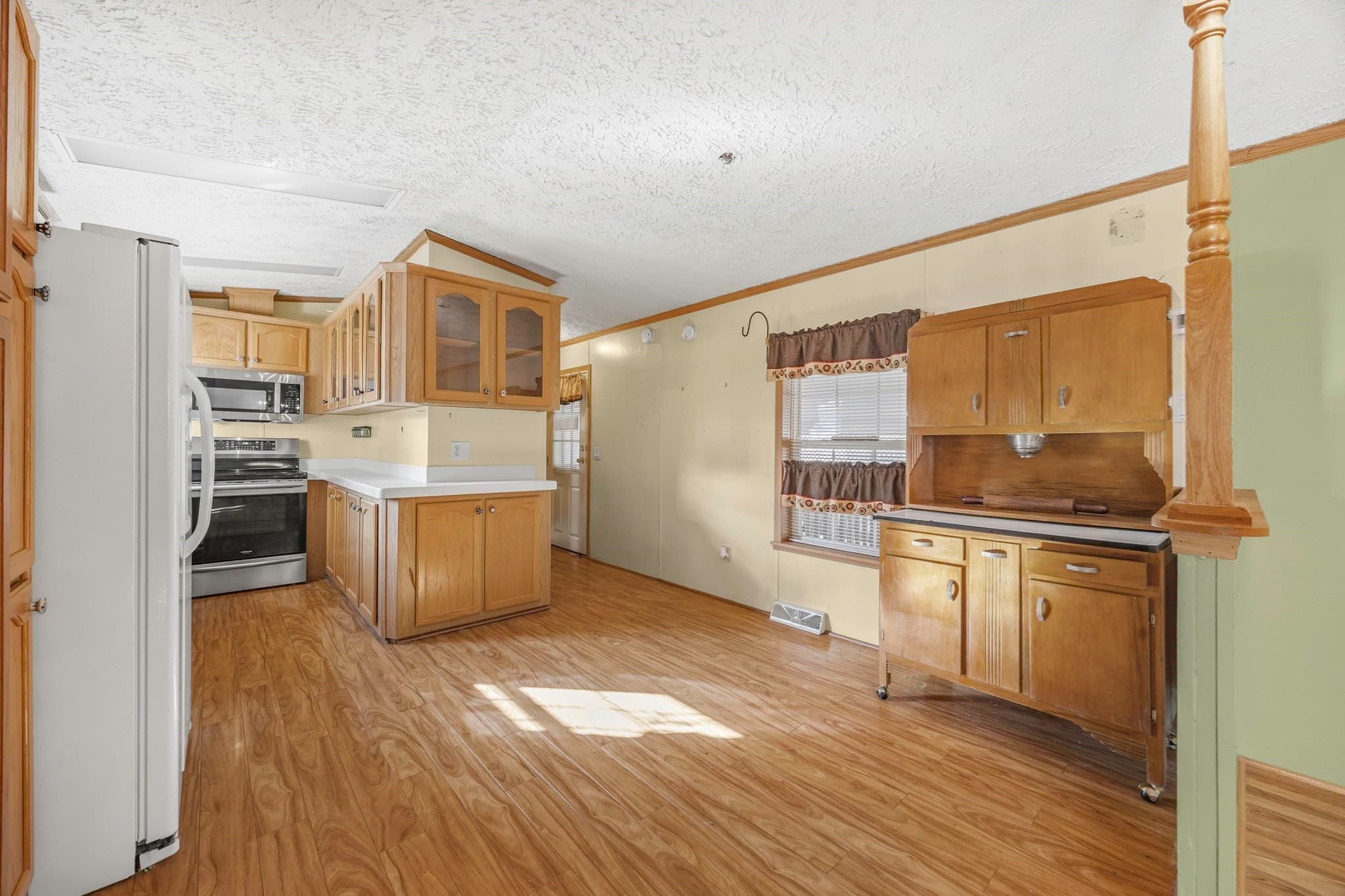 Mobile Home at 281 Chauncey Walker St # 73, Belchertown MA 01007, photo 19 of 34