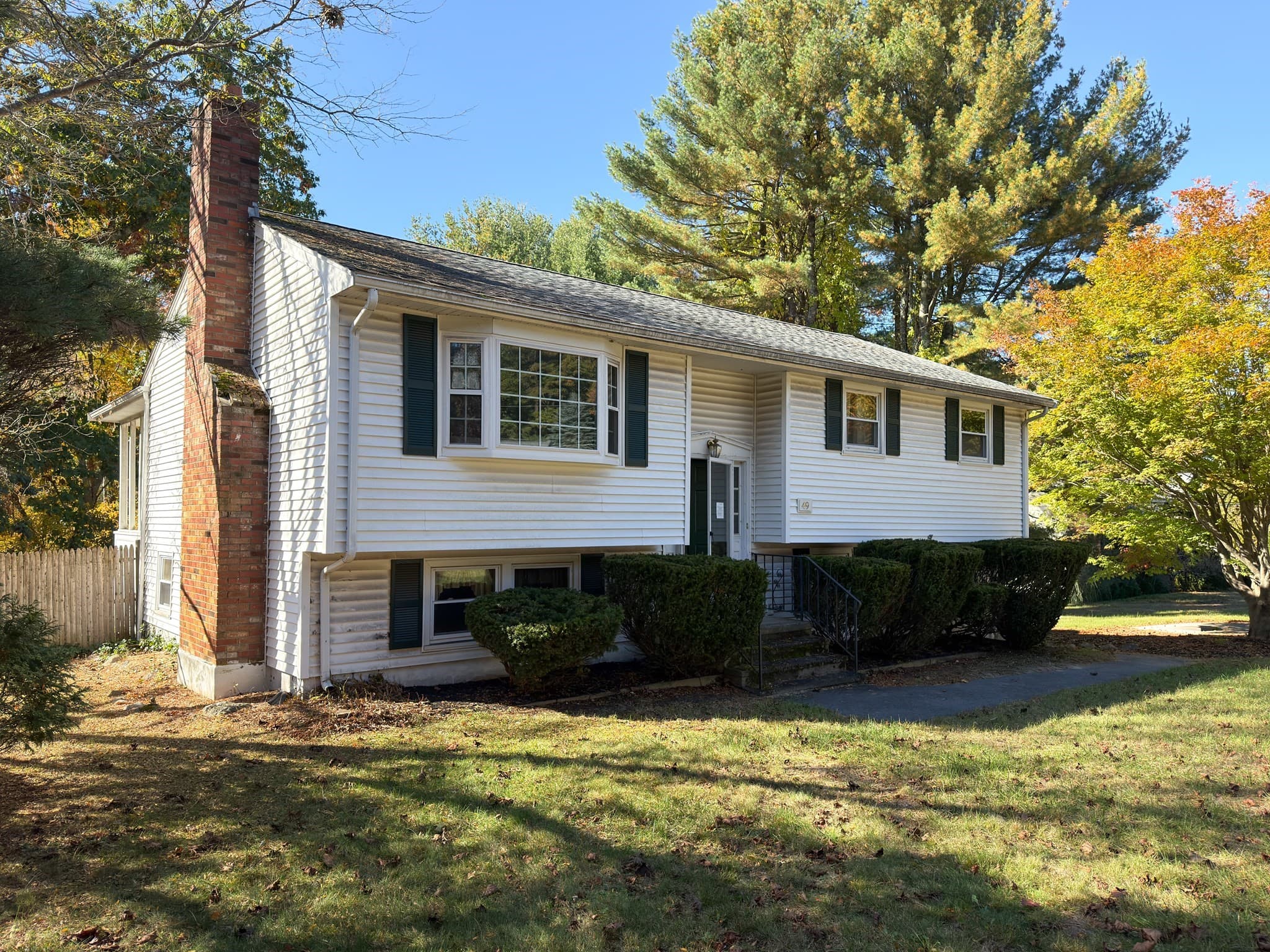Single Family Residence at 49 Bradford Rd, Tewksbury MA 01876, photo 2 of 14