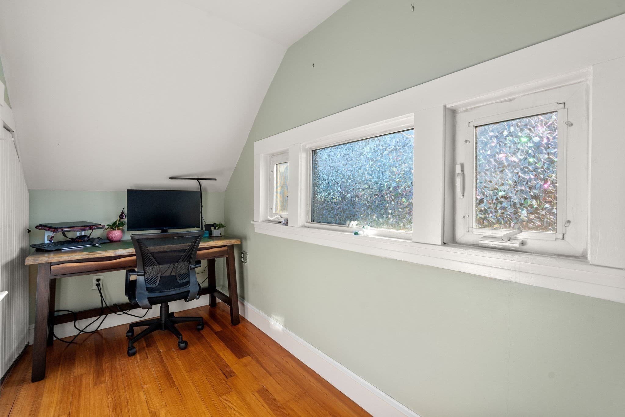 Single Family Residence at 3 Hampshire St, Everett MA 02149, photo 23 of 29