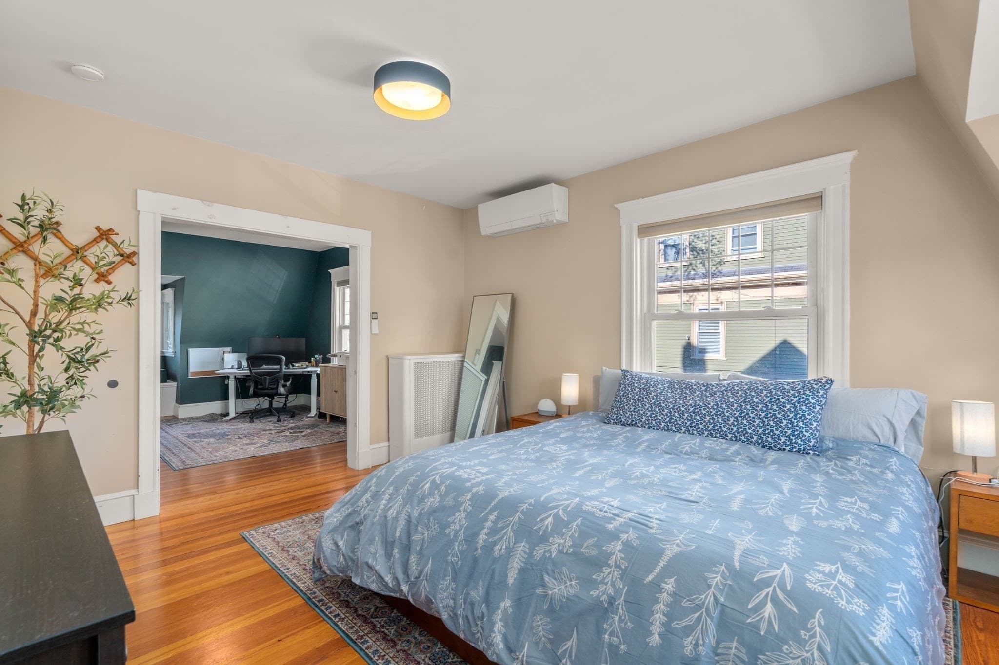 Single Family Residence at 3 Hampshire St, Everett MA 02149, photo 15 of 29
