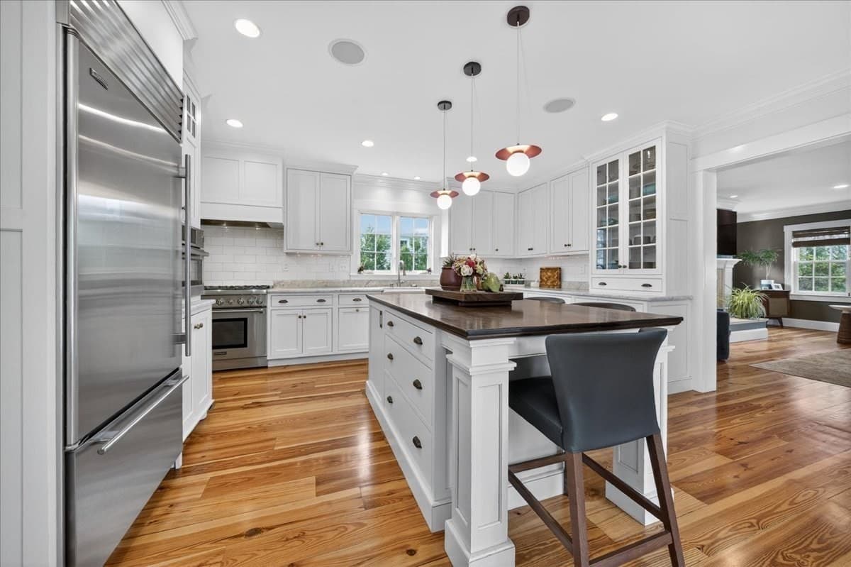 Single Family Residence at 33 Lincoln St, Hingham MA 02043, photo 6 of 40