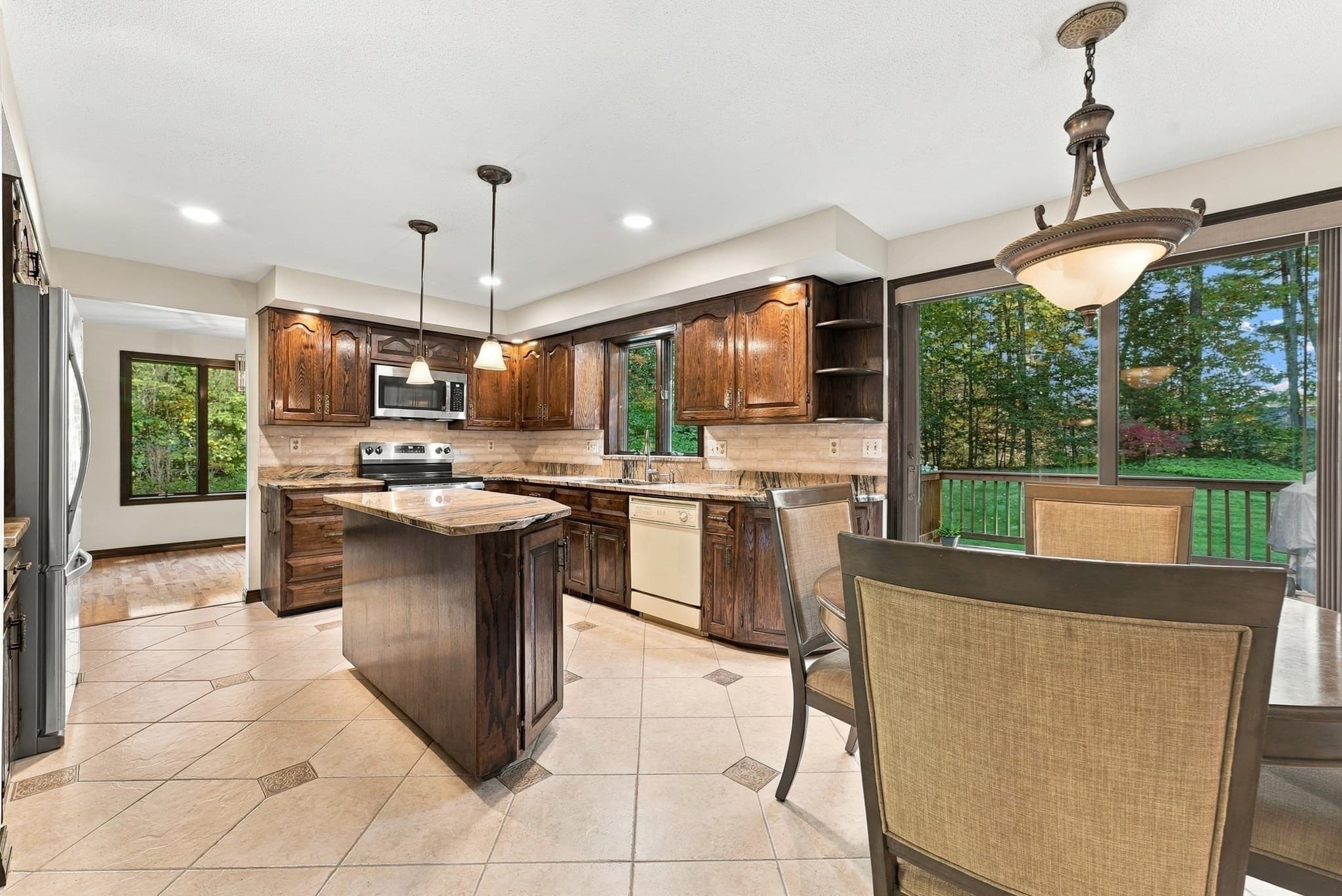 Single Family Residence at 65 Meadowlark Circle, Ludlow MA 01056, photo 10 of 41