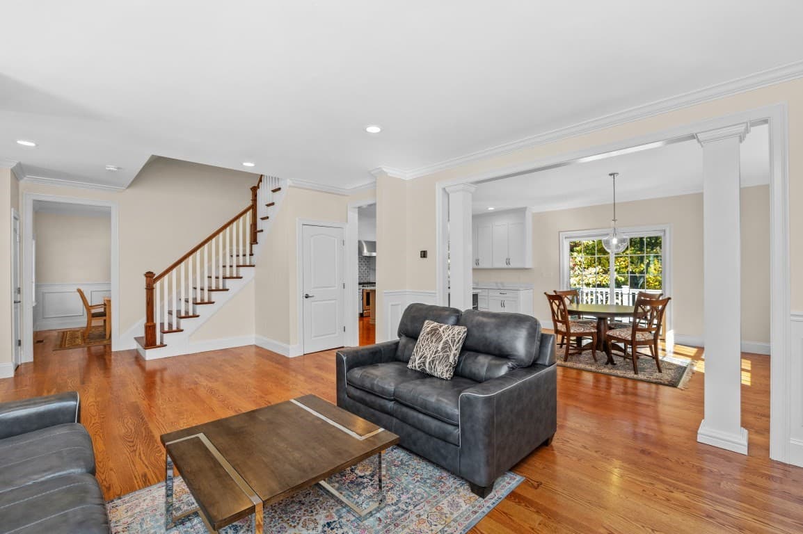 Single Family Residence at 1 Kimberly Lane, Middleton MA 01949, photo 10 of 33