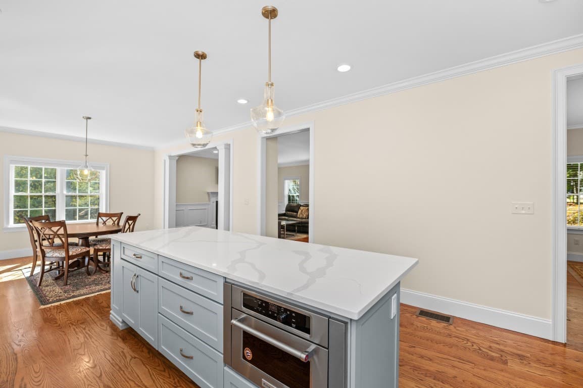 Single Family Residence at 1 Kimberly Lane, Middleton MA 01949, photo 4 of 33