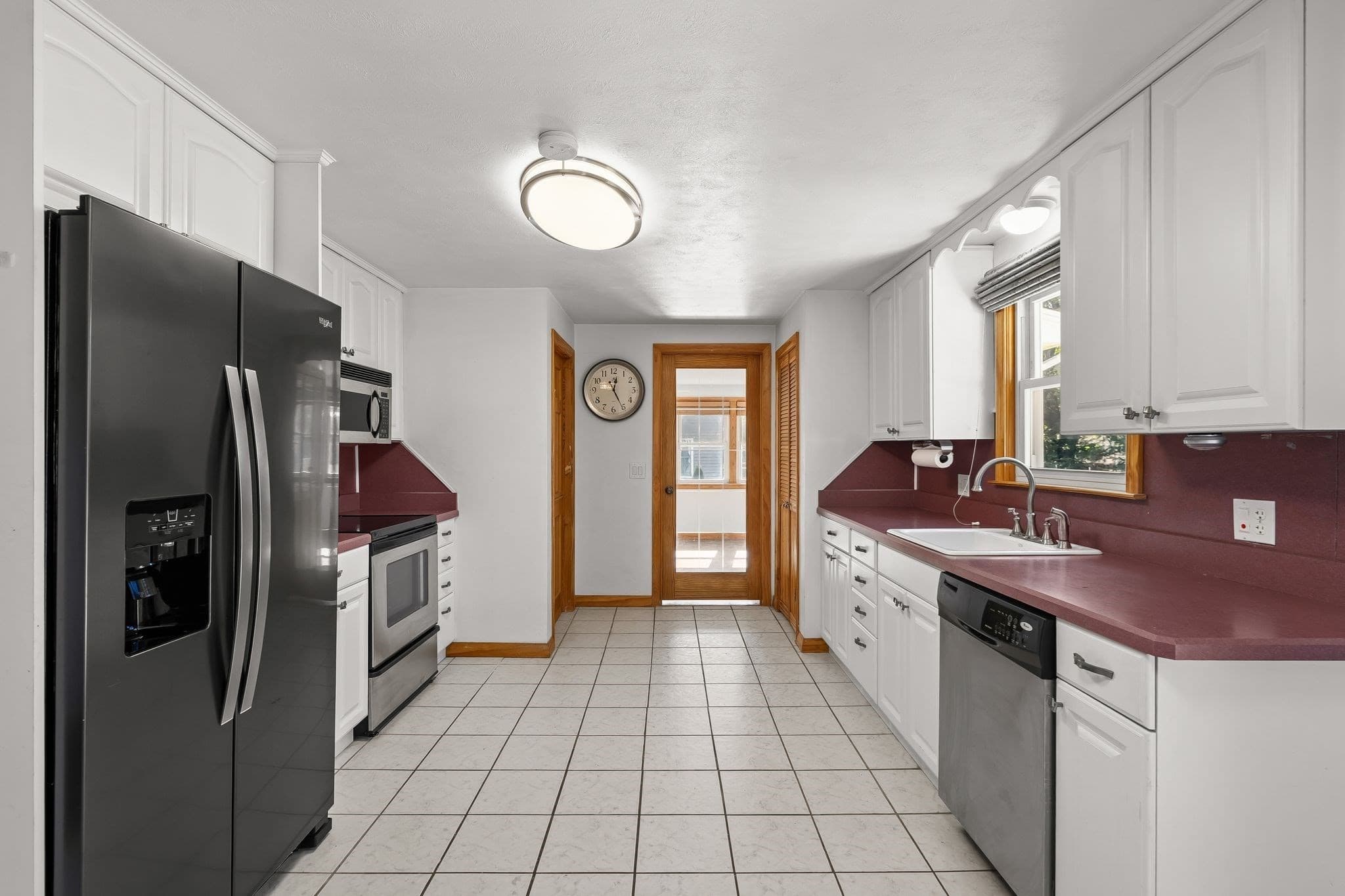 Single Family Residence at 28 Eames Ave, Brockton MA 02302, photo 12 of 41