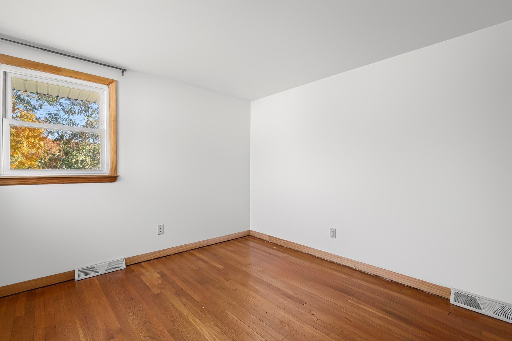 Single Family Residence at 28 Eames Ave, Brockton MA 02302, photo 20 of 41
