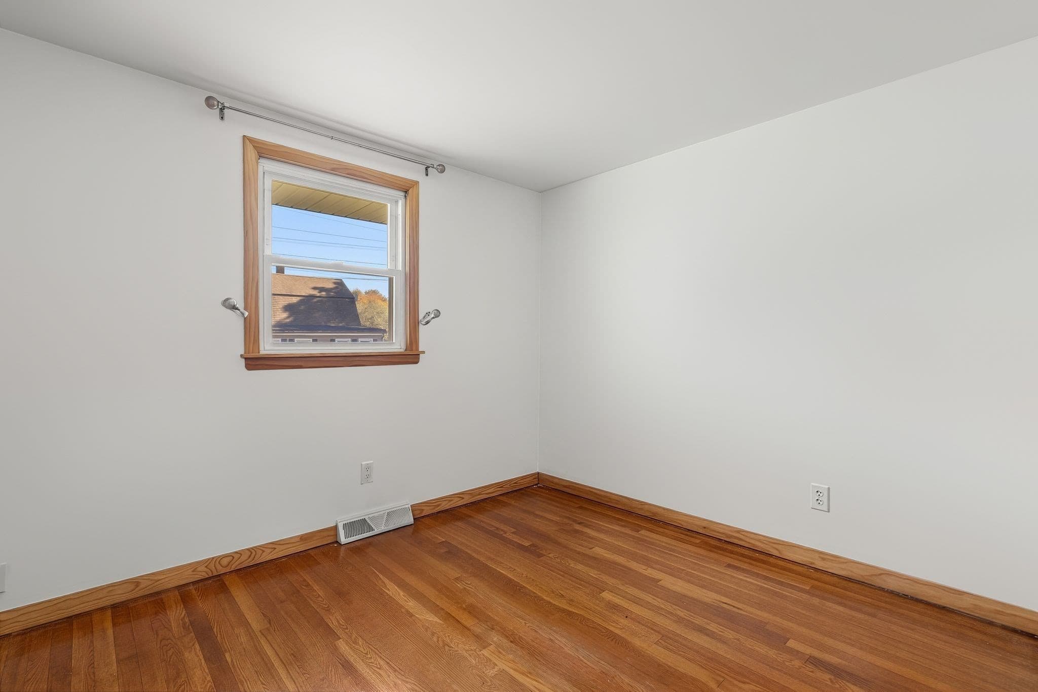 Single Family Residence at 28 Eames Ave, Brockton MA 02302, photo 24 of 41
