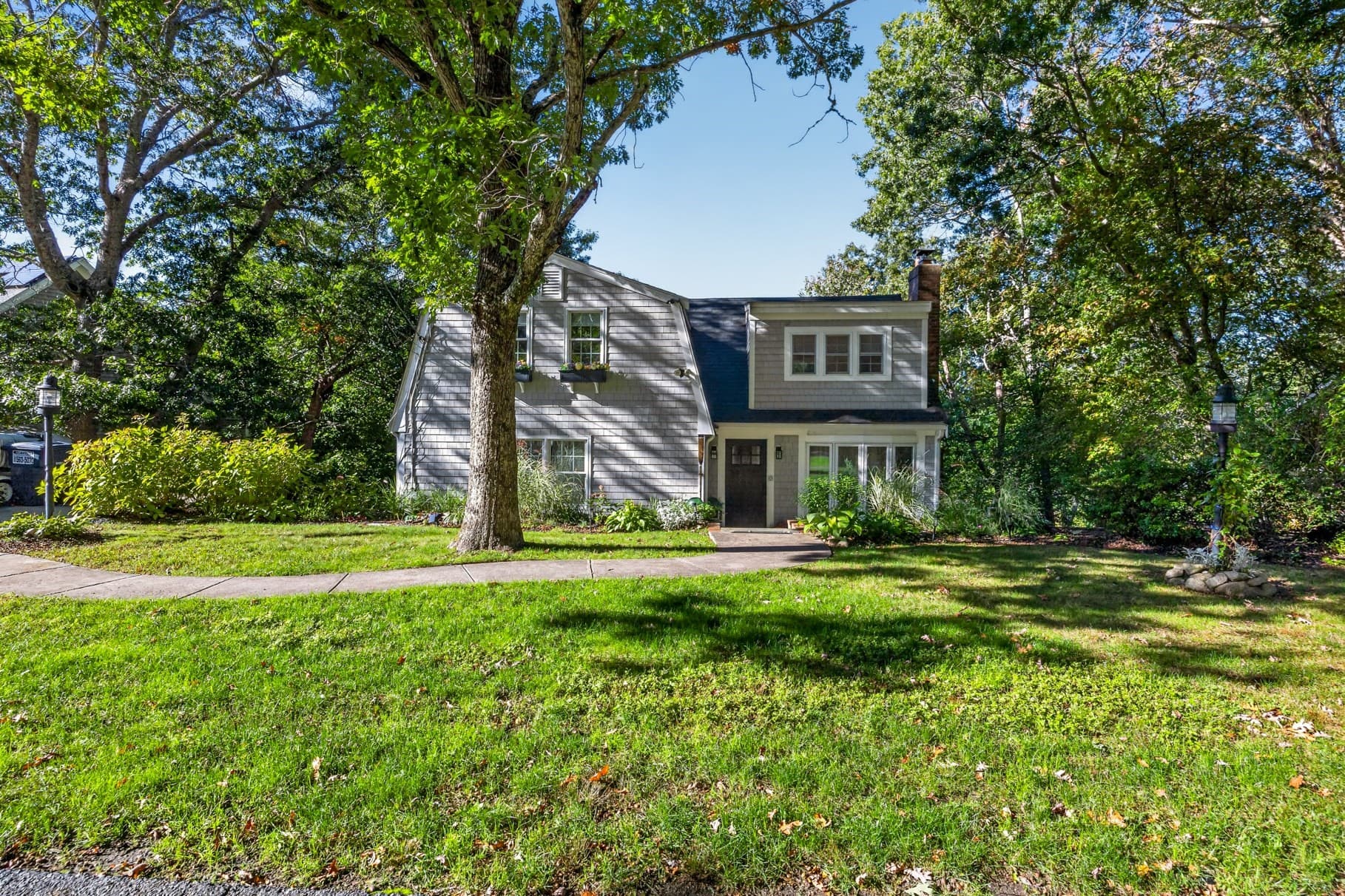 Single Family Residence at 103 James Cir, Mashpee MA 02649, photo 2 of 36