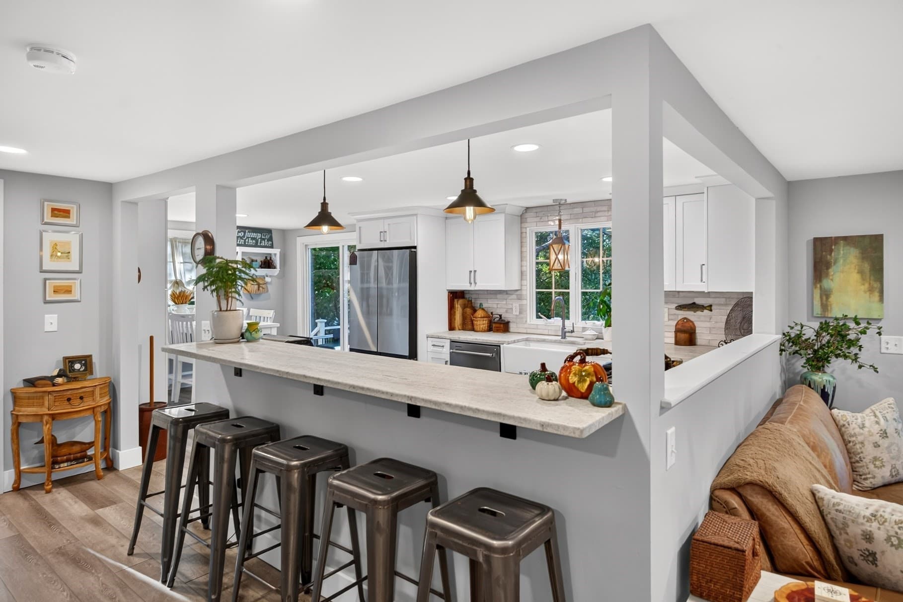 Single Family Residence at 103 James Cir, Mashpee MA 02649, photo 10 of 36