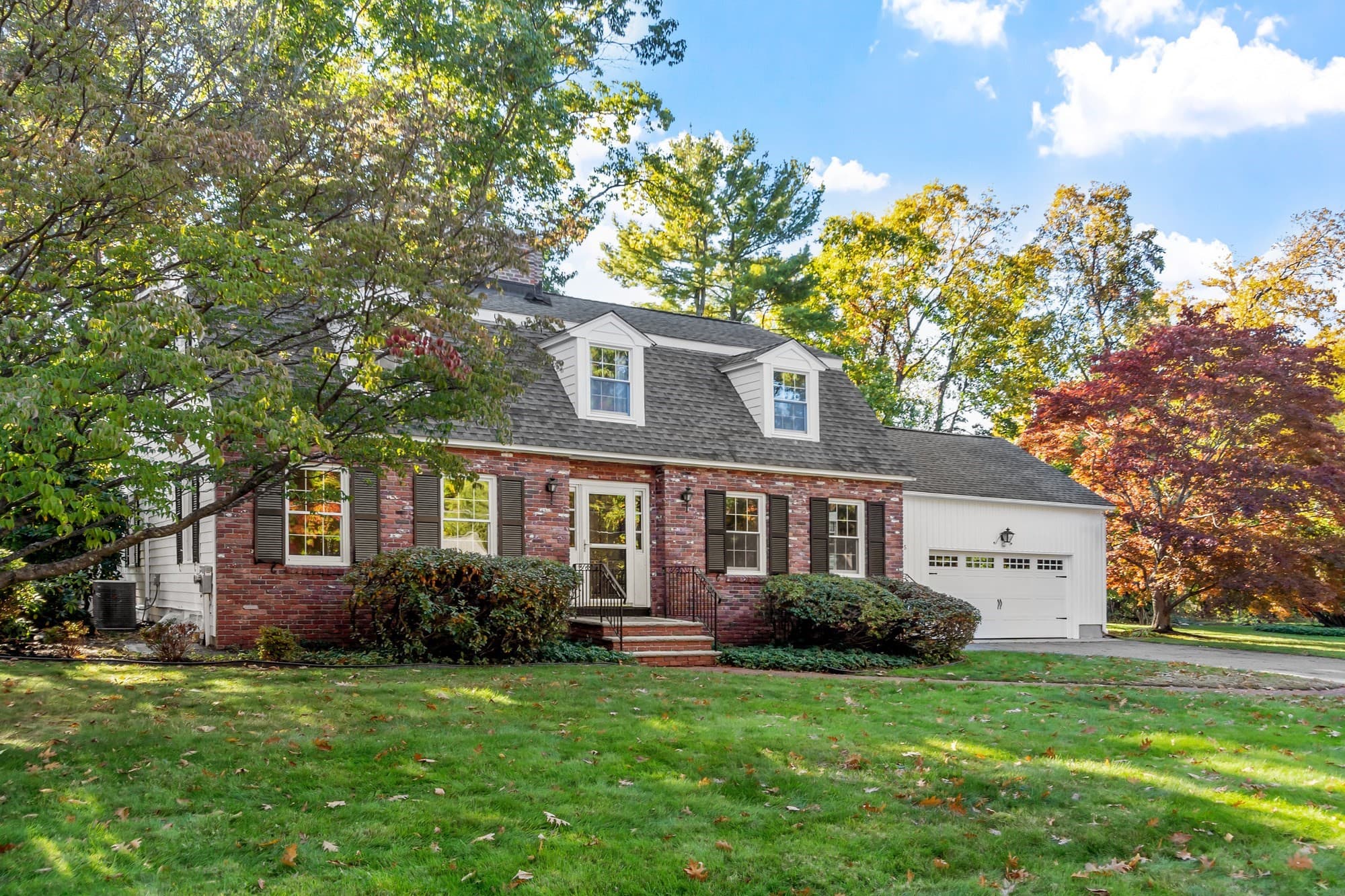 Single Family Residence at 25 Karlton Circle, Andover MA 01810, photo 2 of 40