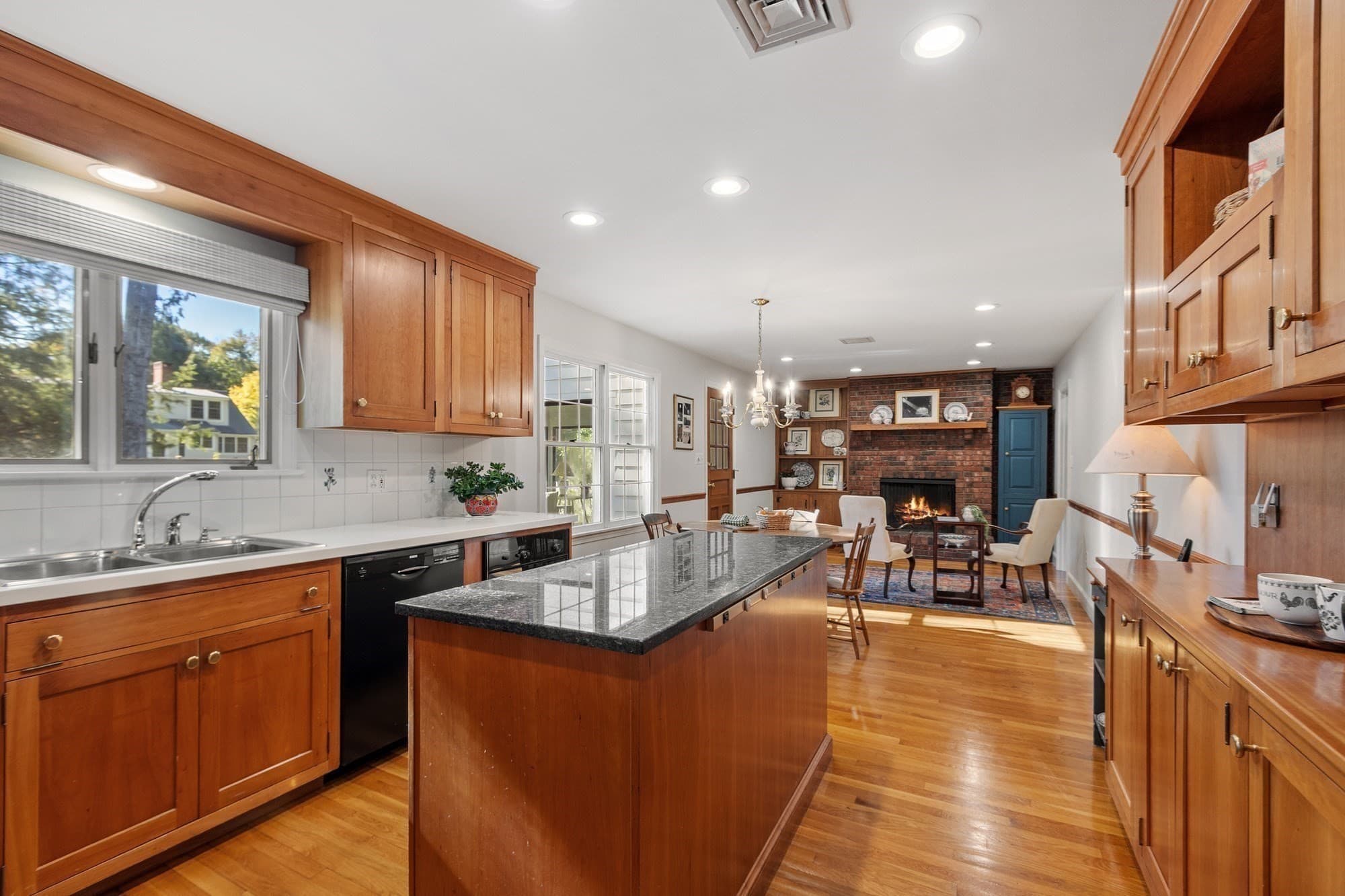 Single Family Residence at 25 Karlton Circle, Andover MA 01810, photo 16 of 40