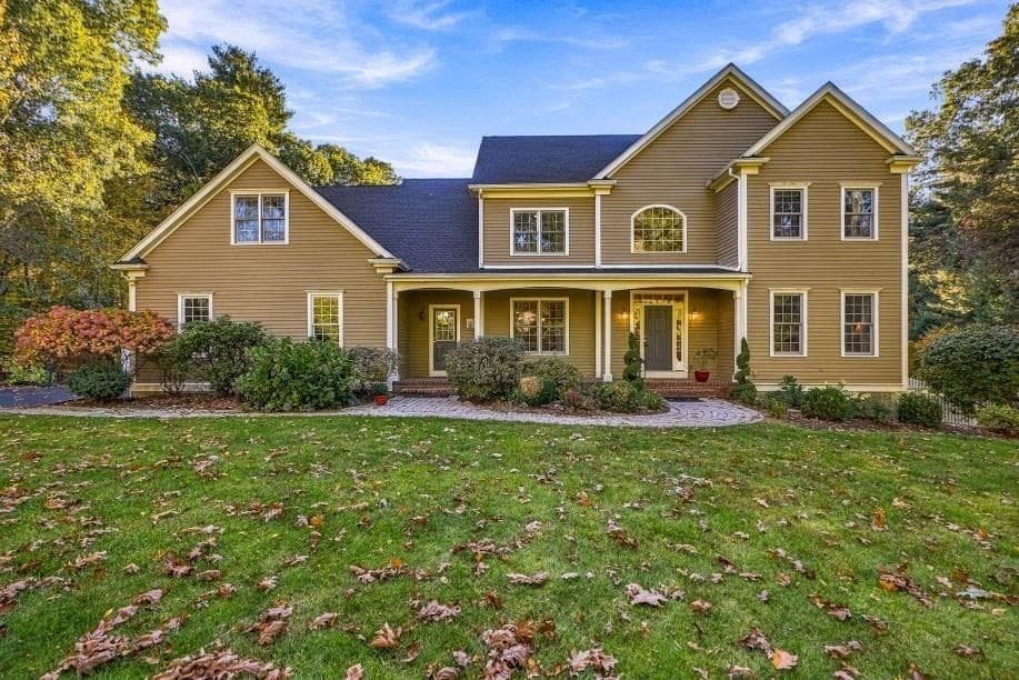 Single Family Residence at 30 Juniper Rd, Upton MA 01568, photo 2 of 42