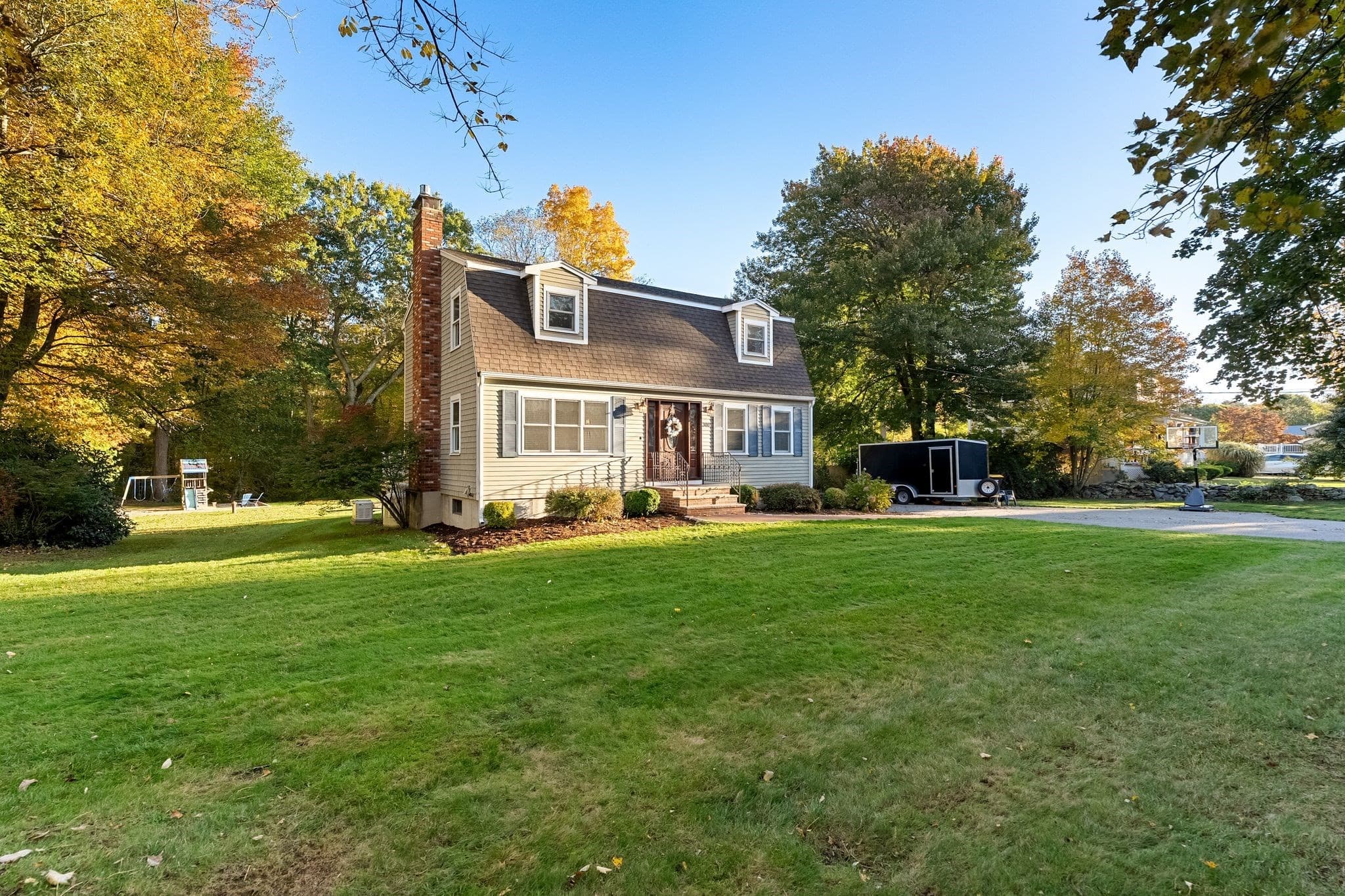 Single Family Residence at 300 Forest St, Raynham MA 02767, photo 3 of 42