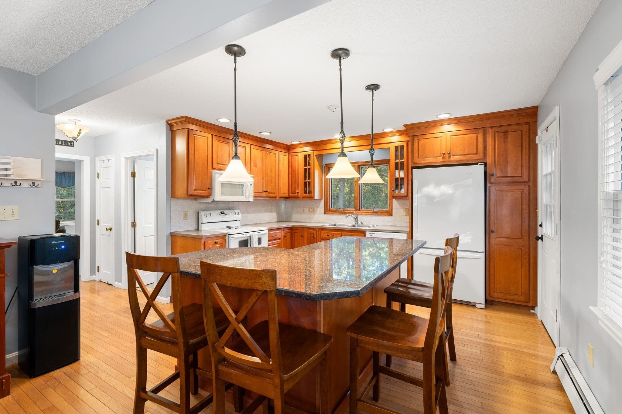 Single Family Residence at 300 Forest St, Raynham MA 02767, photo 18 of 42