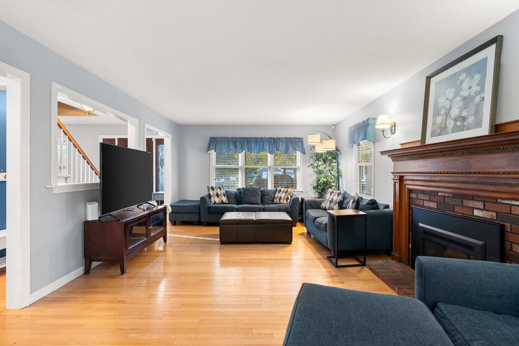 Single Family Residence at 300 Forest St, Raynham MA 02767, photo 15 of 42