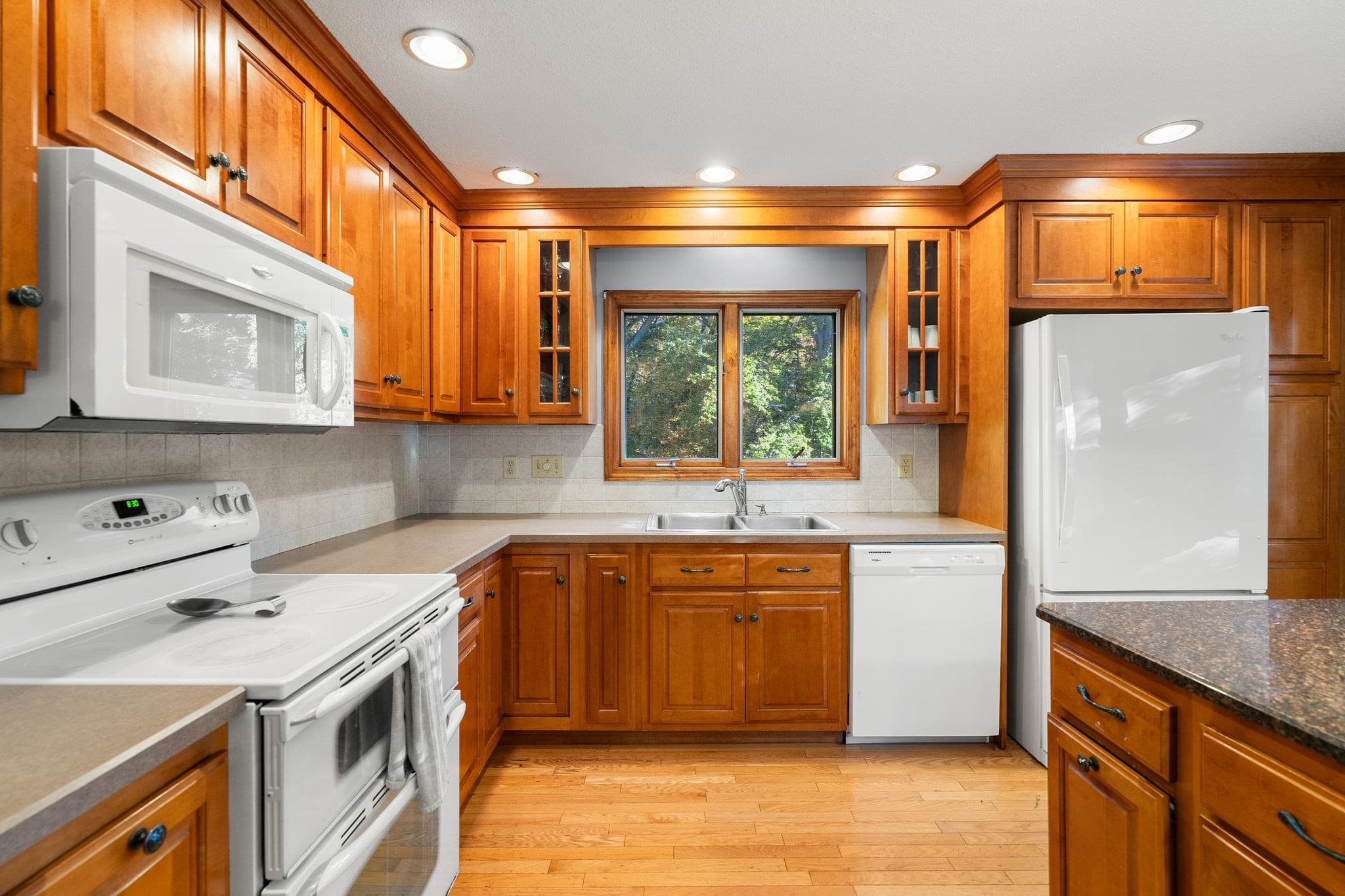 Single Family Residence at 300 Forest St, Raynham MA 02767, photo 19 of 42