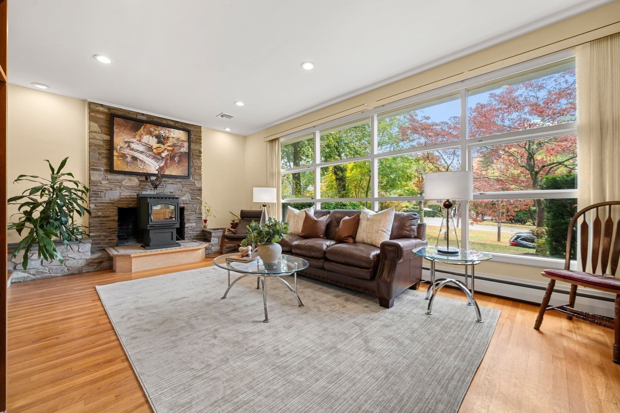 Single Family Residence at 1611 Commonwealth Ave, Newton MA 02465, photo 6 of 42