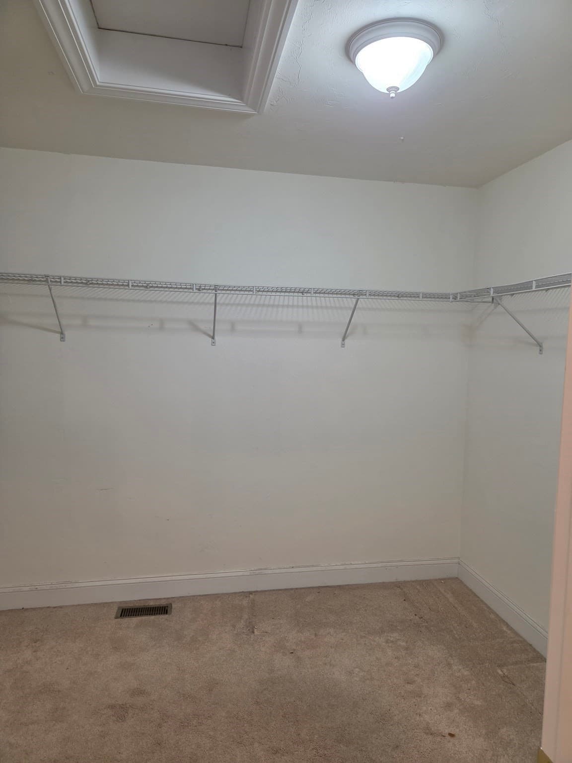 Condominium at 138 Angell Brook Dr # 138, West Boylston MA 01583, photo 21 of 29