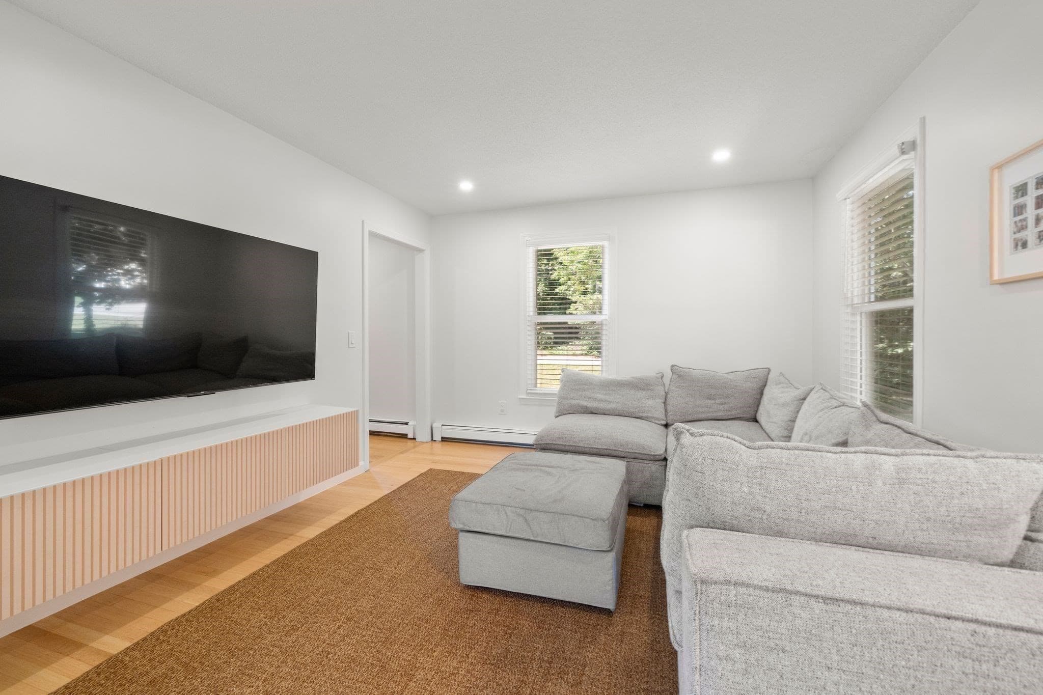 Single Family Residence at 247 Fremont St, Taunton MA 02780, photo 12 of 41