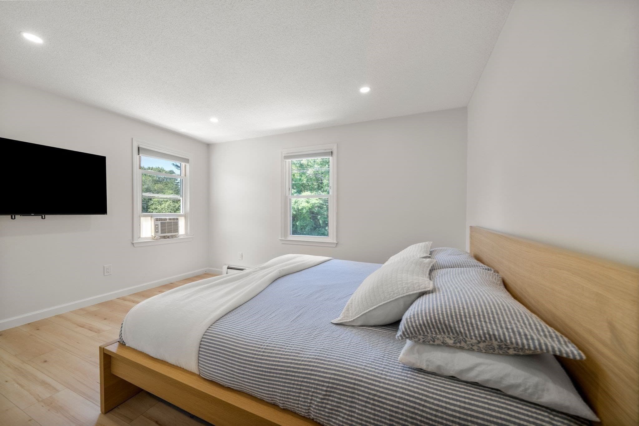 Single Family Residence at 247 Fremont St, Taunton MA 02780, photo 25 of 41