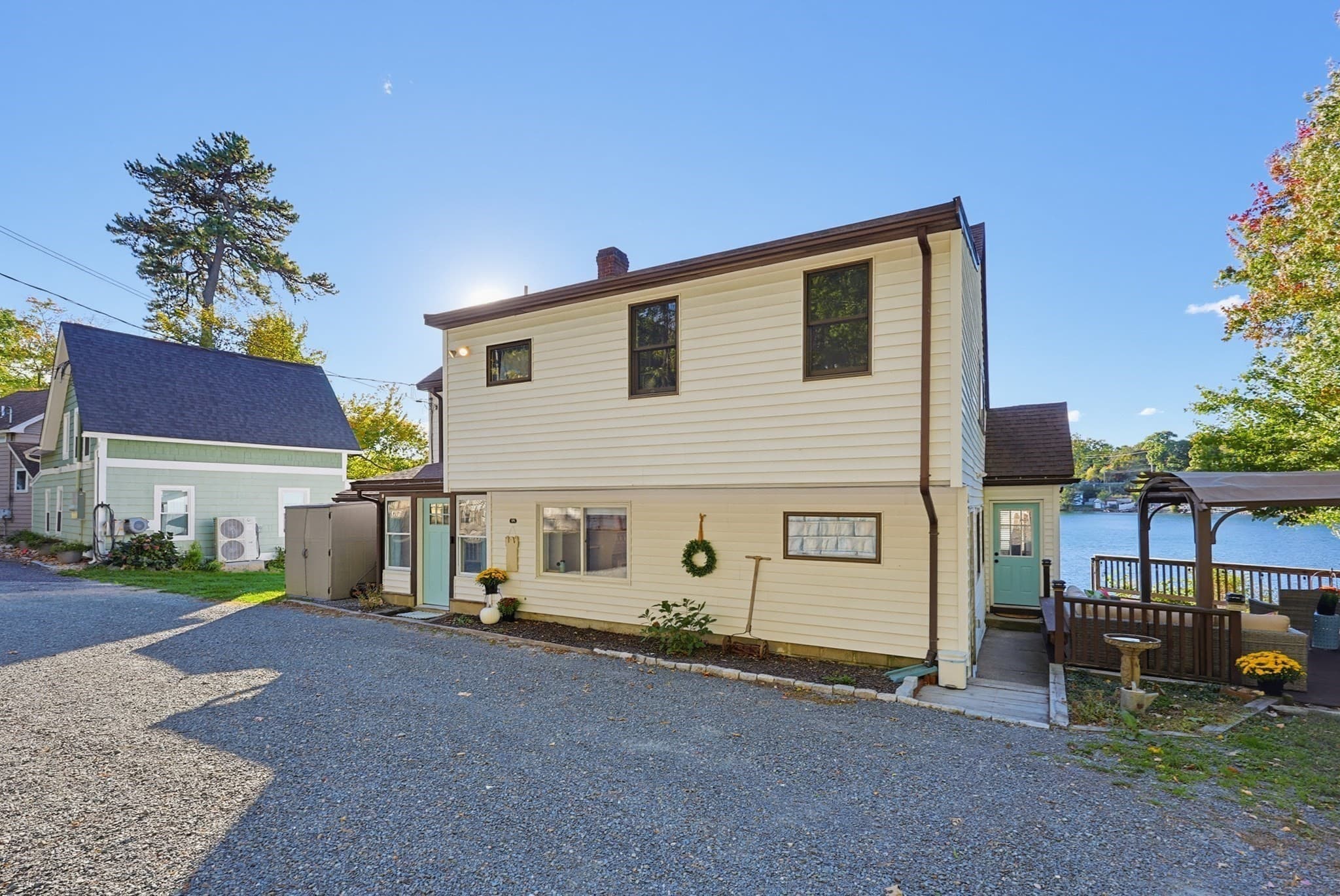 Single Family Residence at 99 Lake St, Wrentham MA 02093, photo 7 of 38
