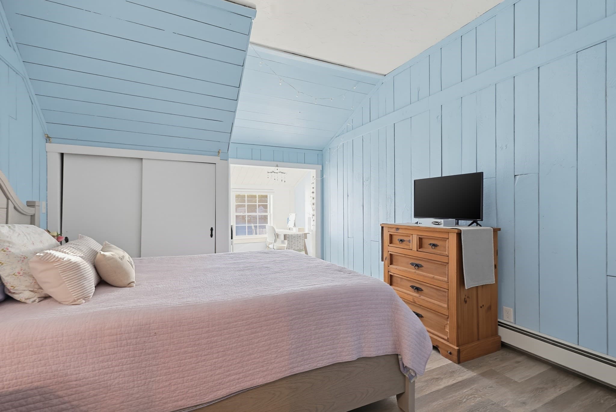 Single Family Residence at 99 Lake St, Wrentham MA 02093, photo 31 of 38