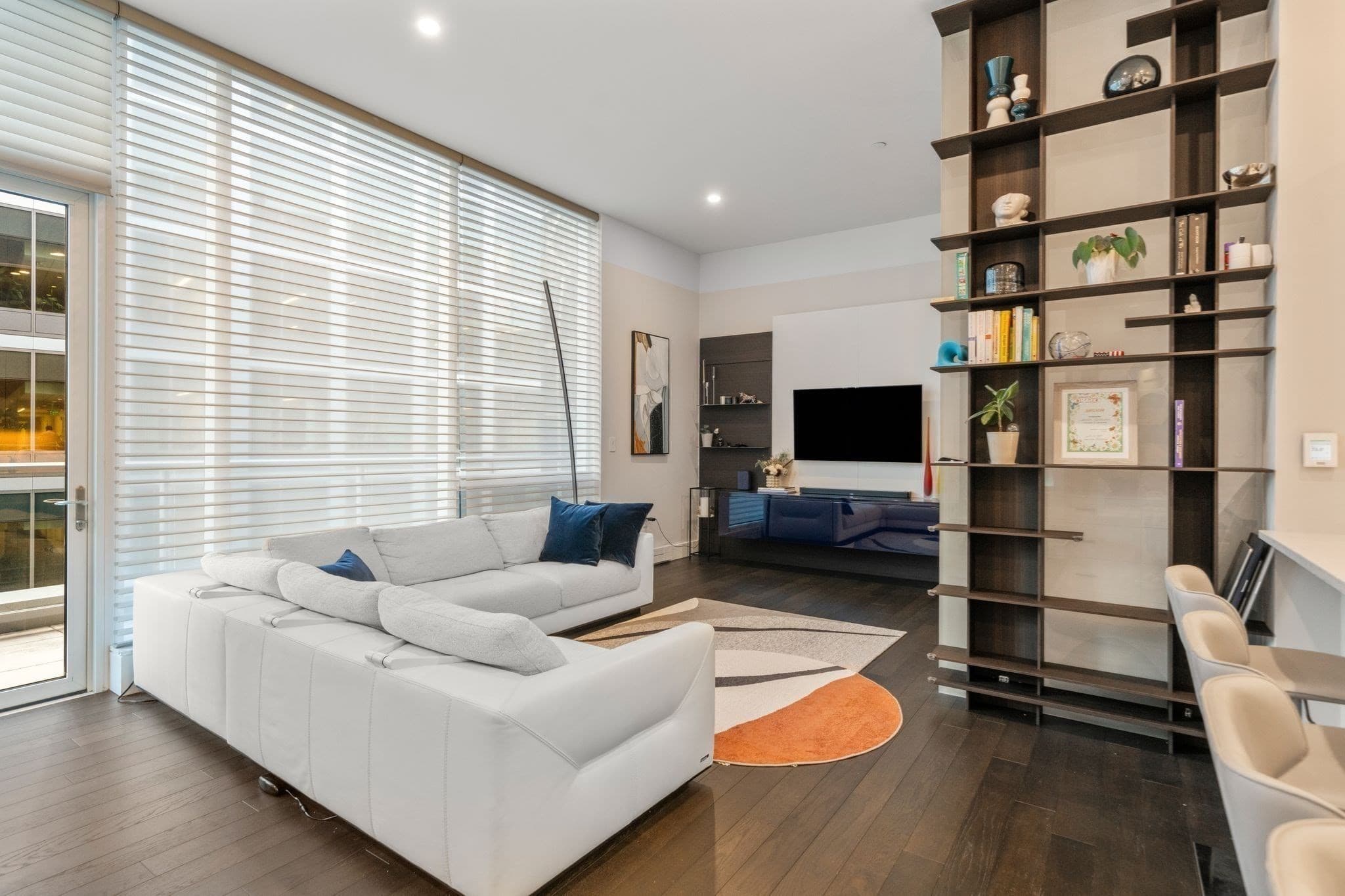Condominium at 22 Liberty Dr, Boston MA 02210, photo 6 of 42