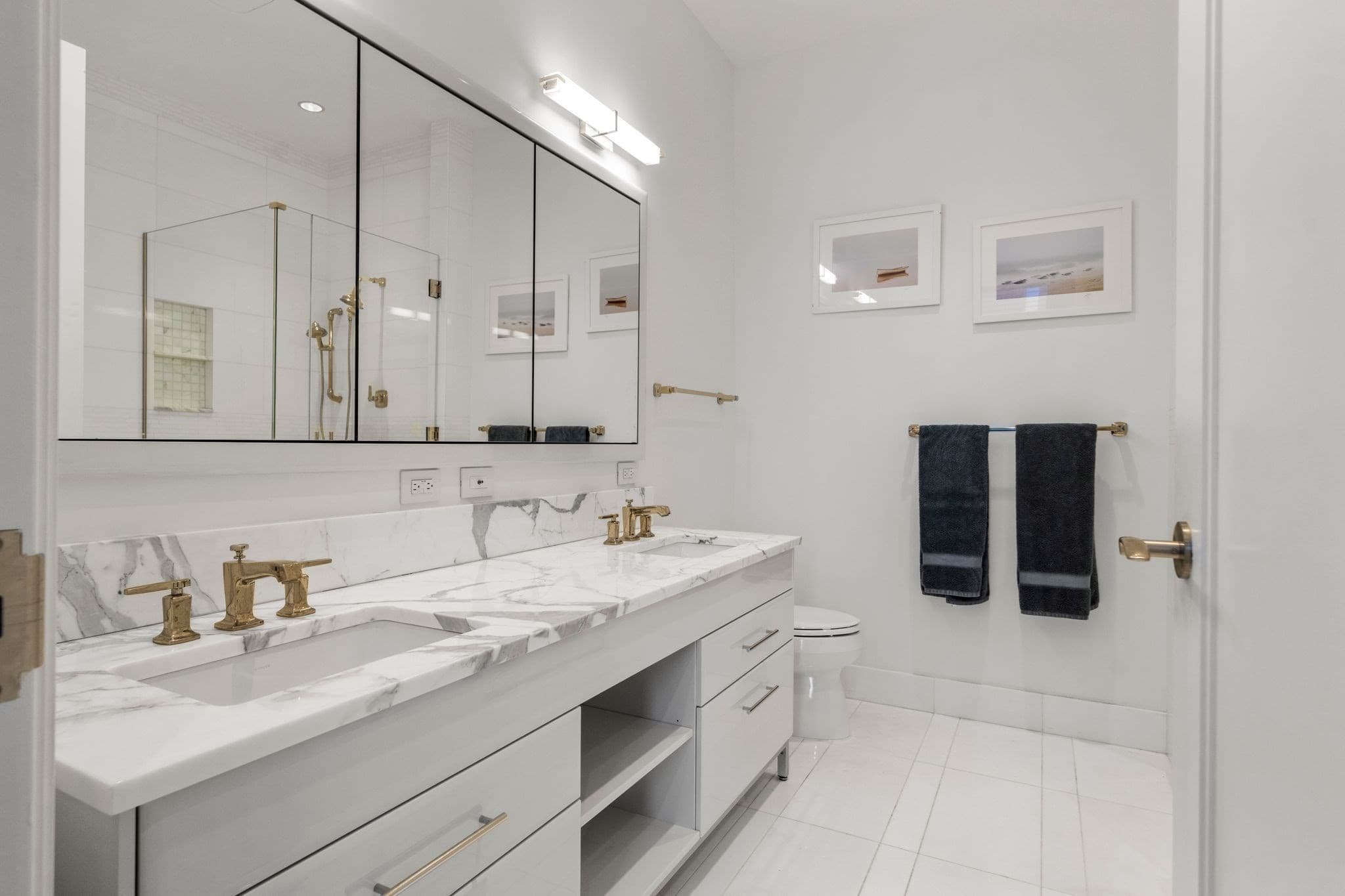 Condominium at 22 Liberty Dr, Boston MA 02210, photo 22 of 42