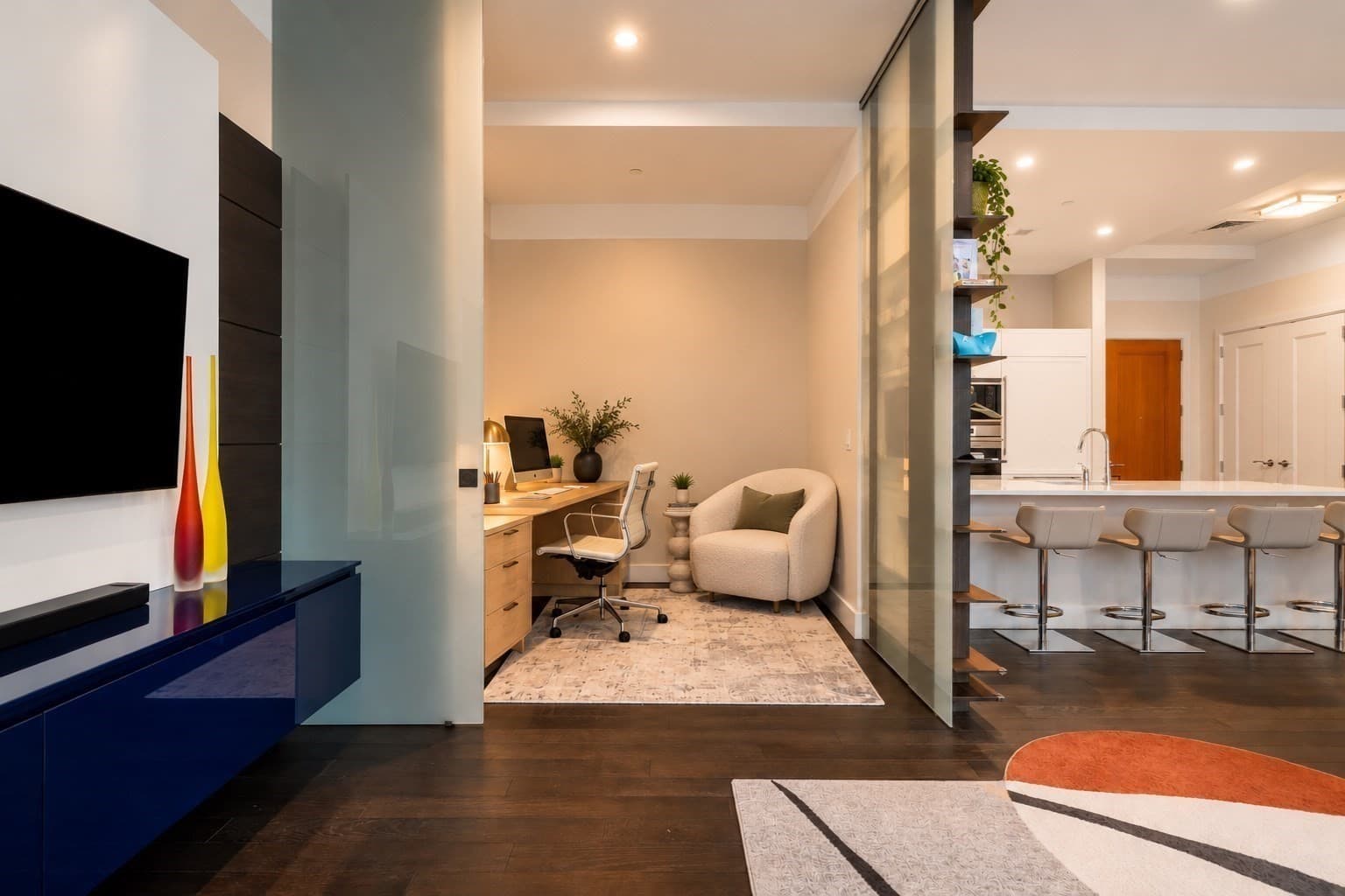 Condominium at 22 Liberty Dr, Boston MA 02210, photo 10 of 42