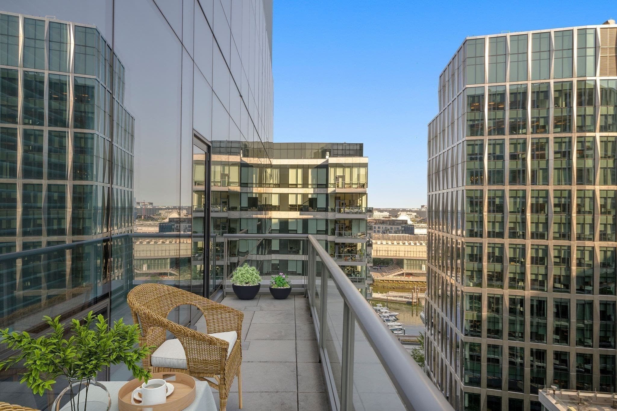 Condominium at 22 Liberty Dr, Boston MA 02210, photo 15 of 42