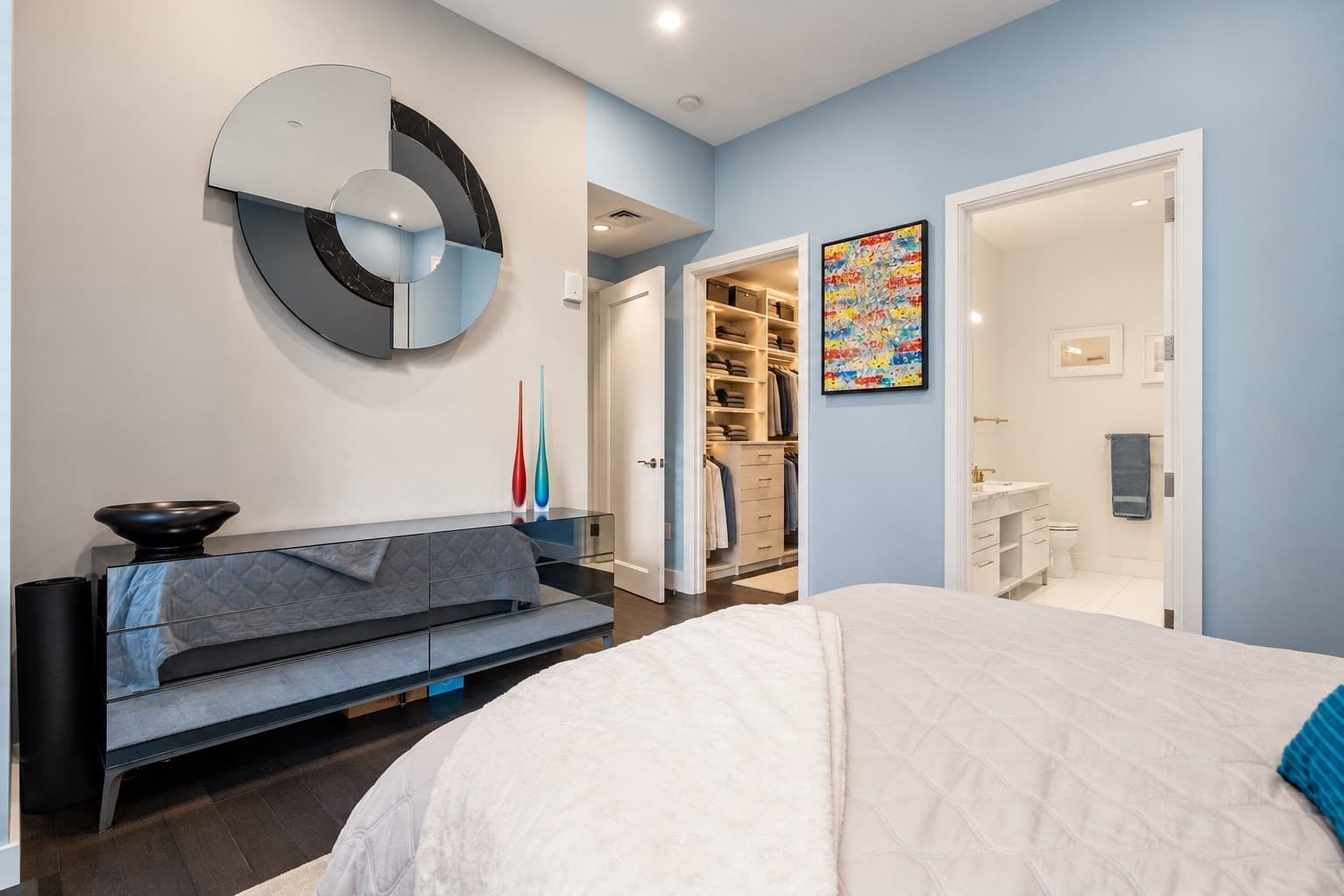 Condominium at 22 Liberty Dr, Boston MA 02210, photo 19 of 42